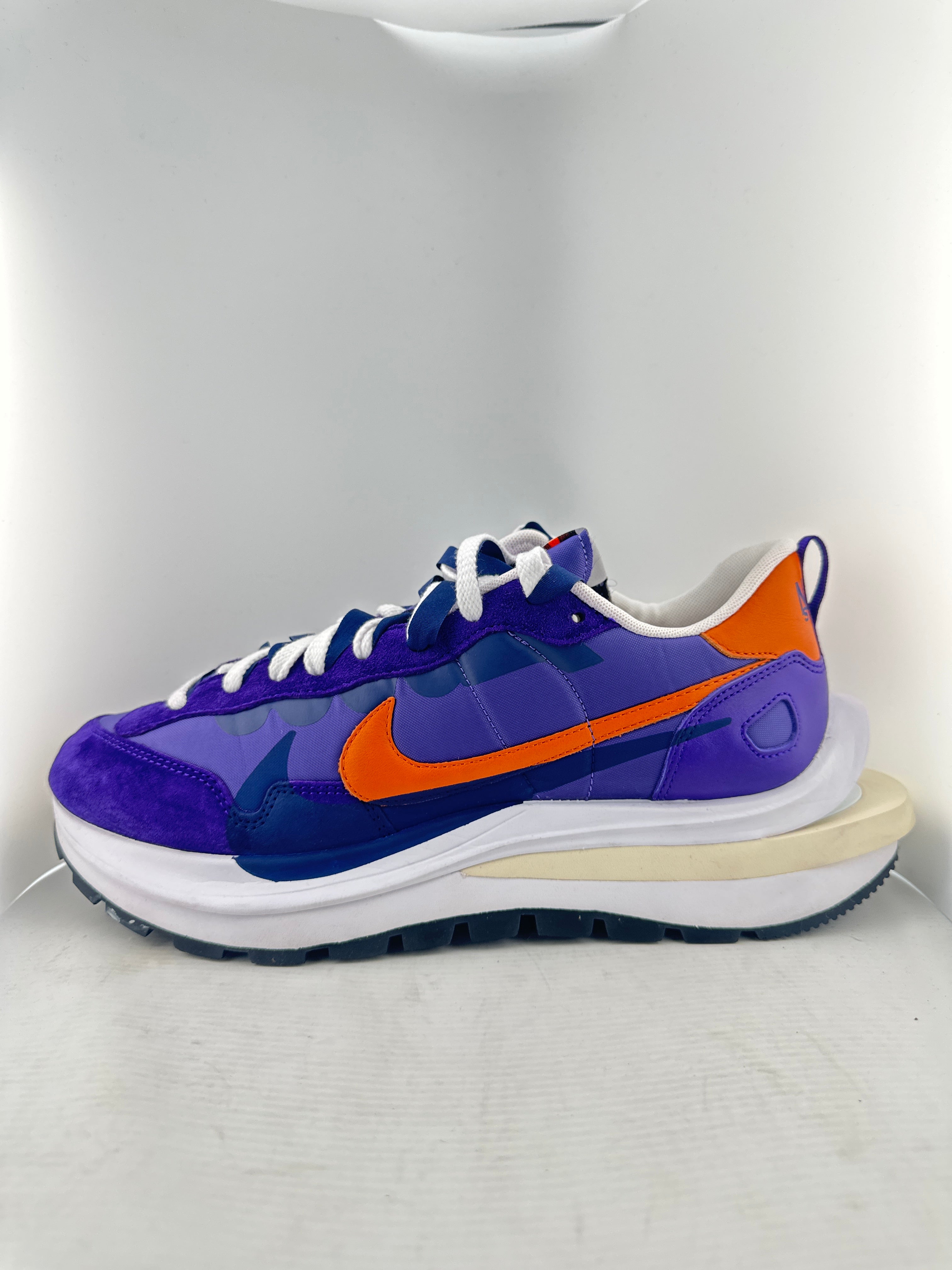 Nike Vaporwaffle sacai Dark Iris