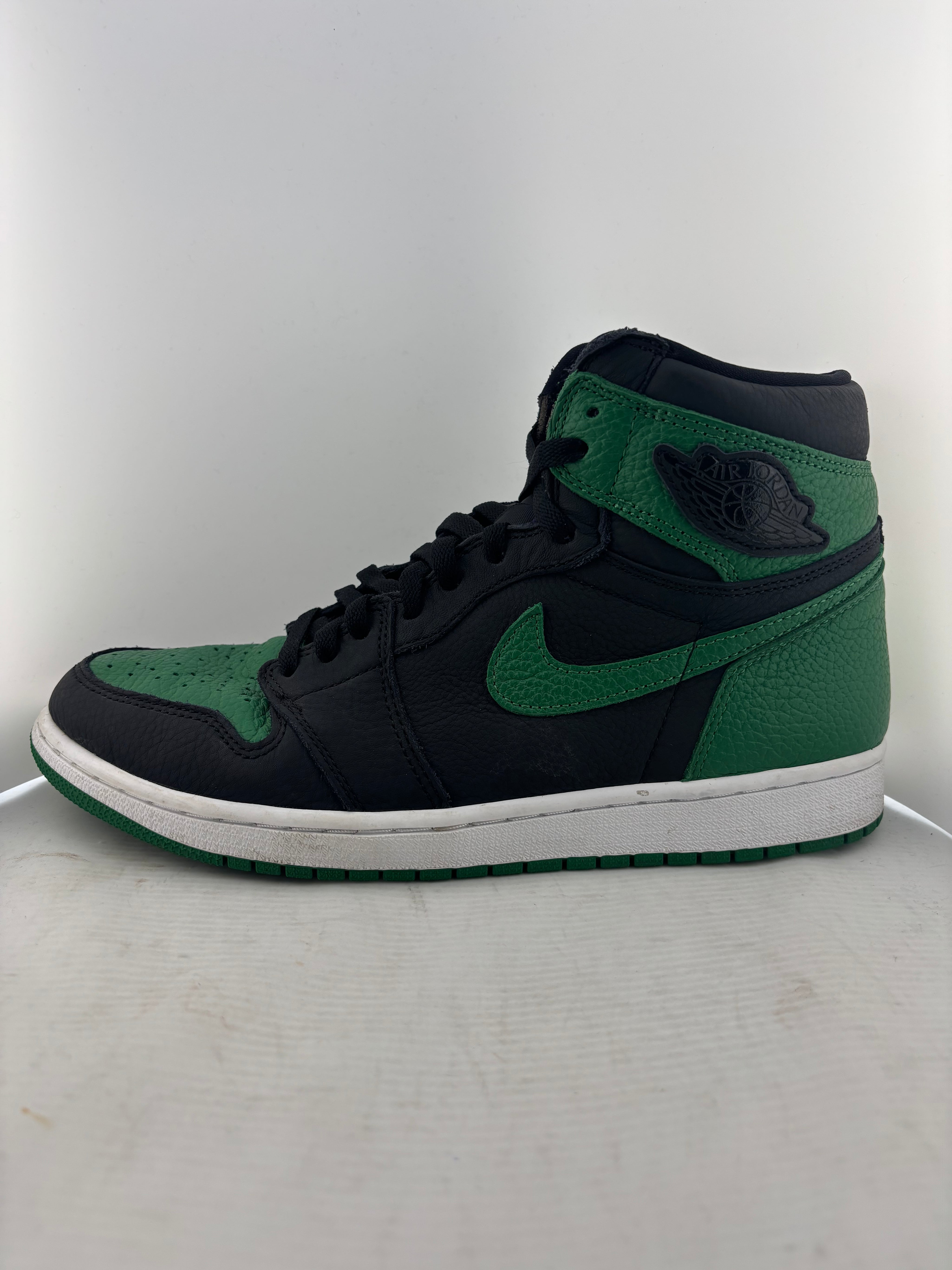 Jordan 1 Retro High Pine Green Black
