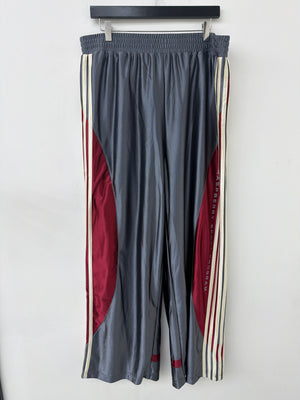 GV Gallery Raspberry Hills Tracy McGrady Sweats