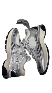 Chanel CC Runner White Silver
