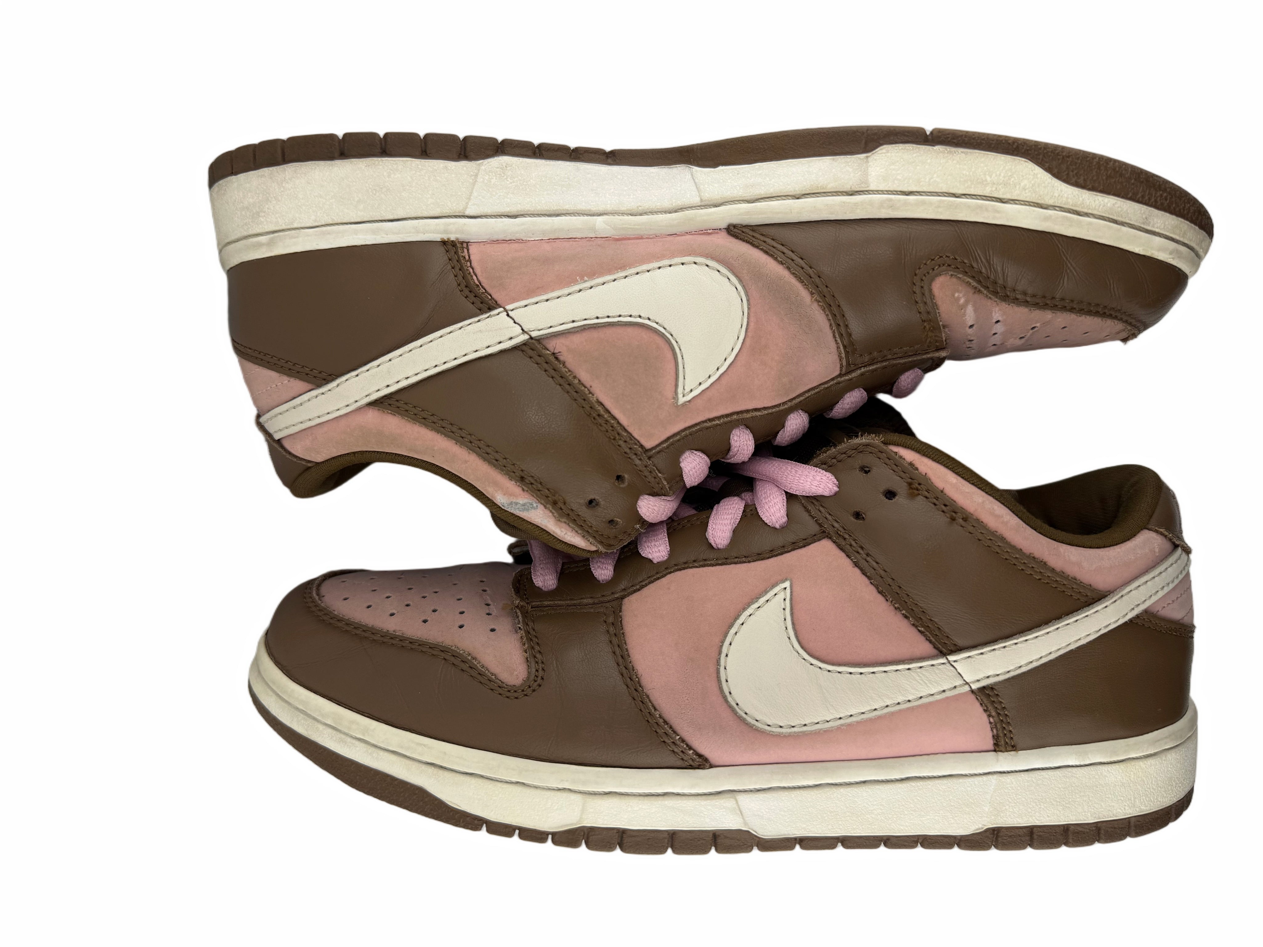 Nike SB Dunk Low Stussy Cherry