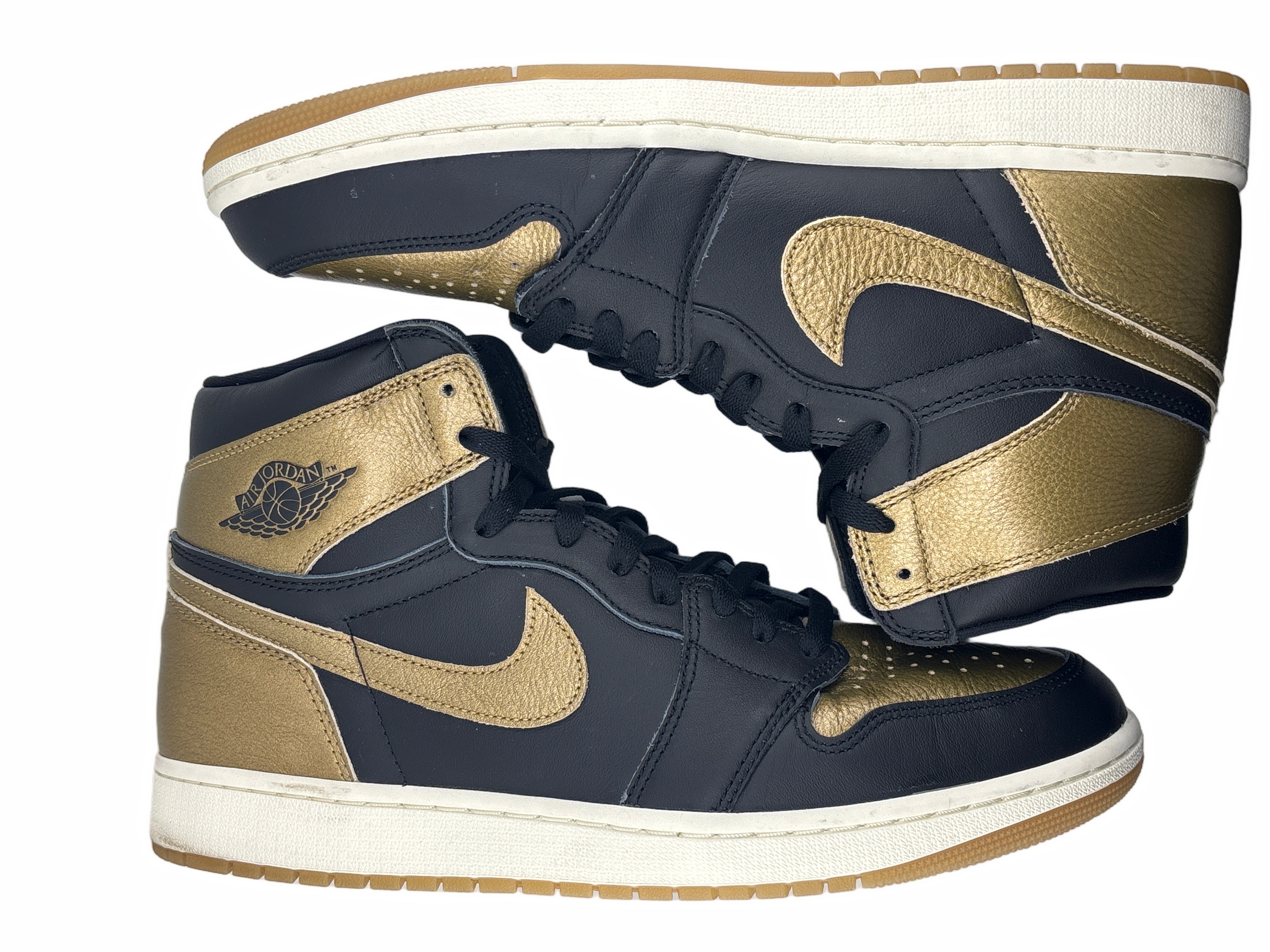 Jordan 1 Retro High OG Black Metallic Gold