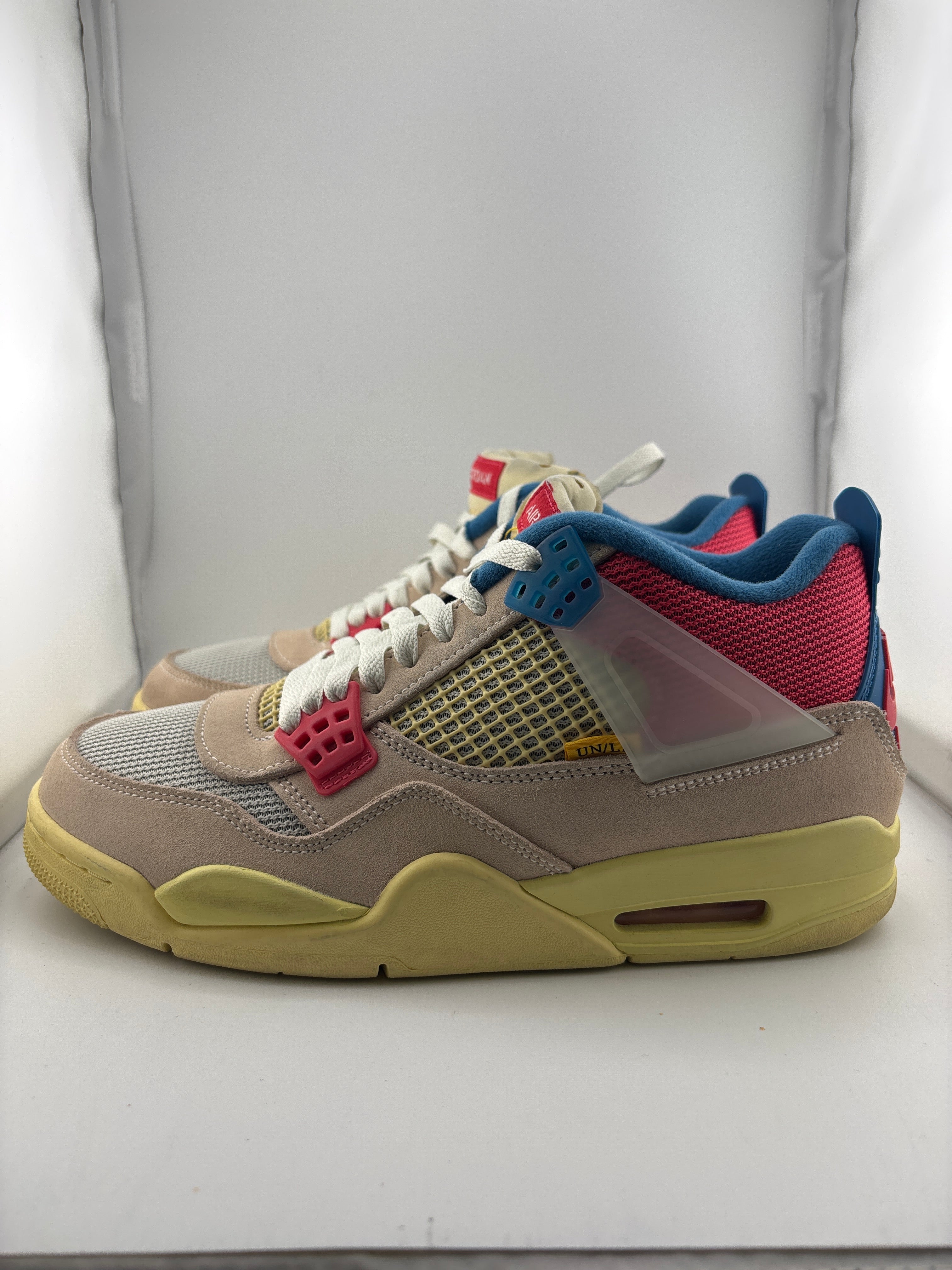 Jordan 4 Retro Union Guava Ice