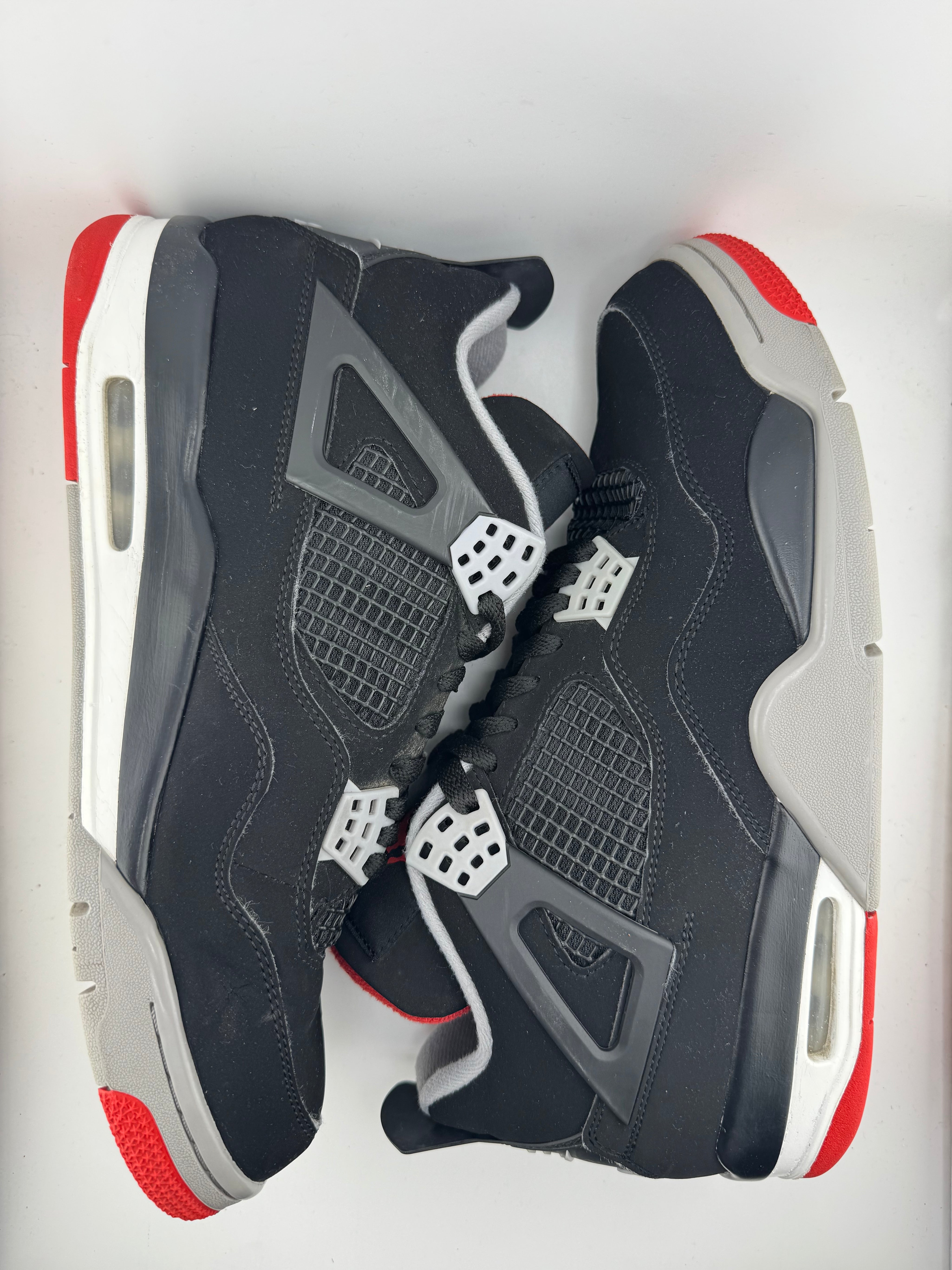 Jordan 4 Retro Bred (2019)