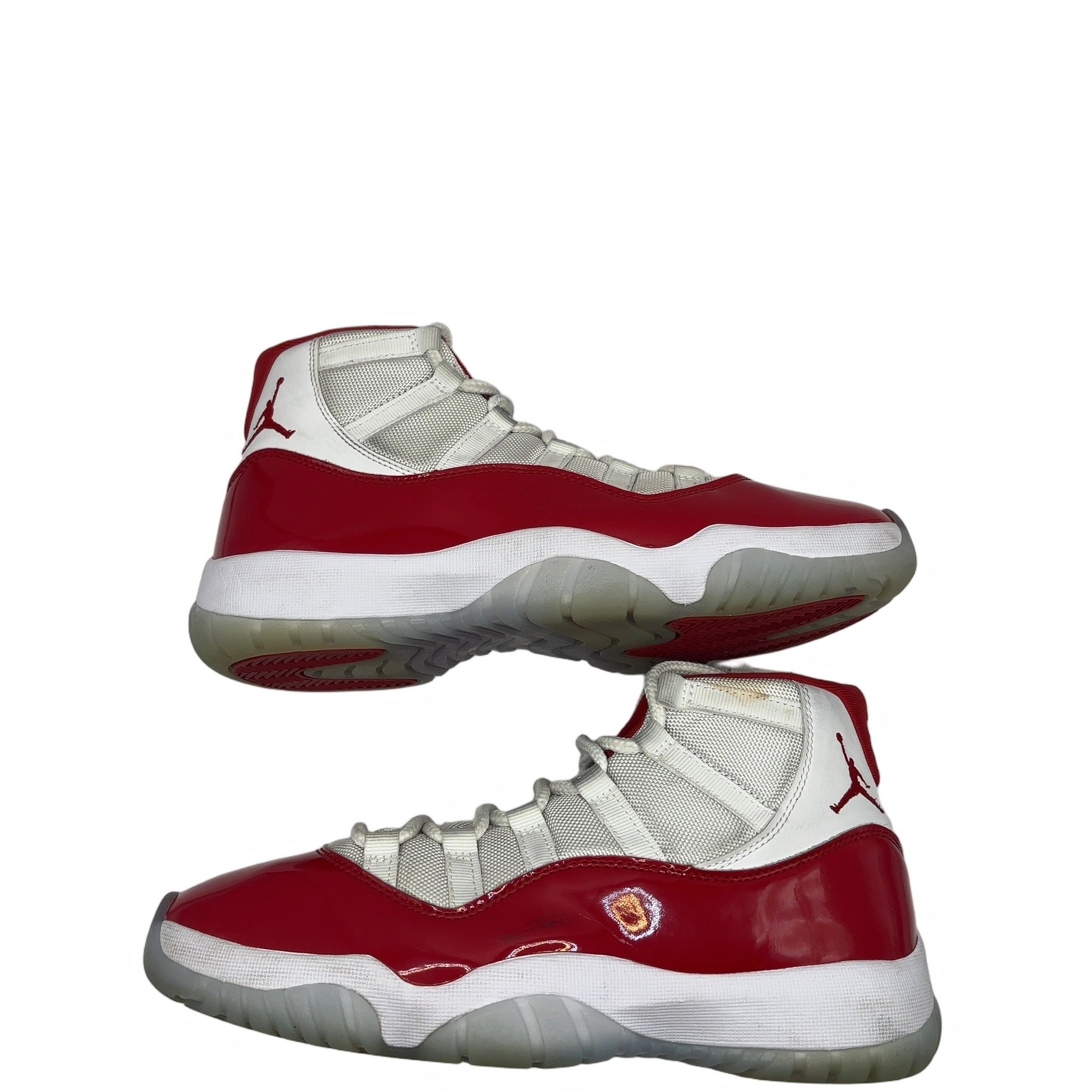 Jordan 11 Retro Cherry (2022)