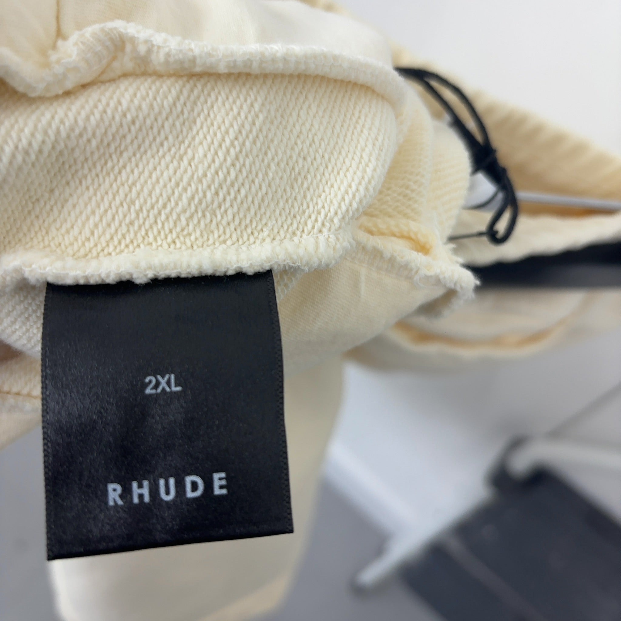 Rhude Script Sweatshorts Cream 