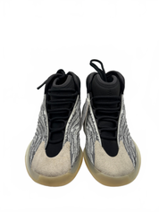 adidas Yeezy QNTM (Lifestyle Model)