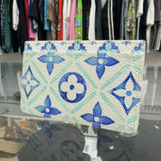 Louis Vuitton Curieuse Card Holder Monogram Giant White Blue