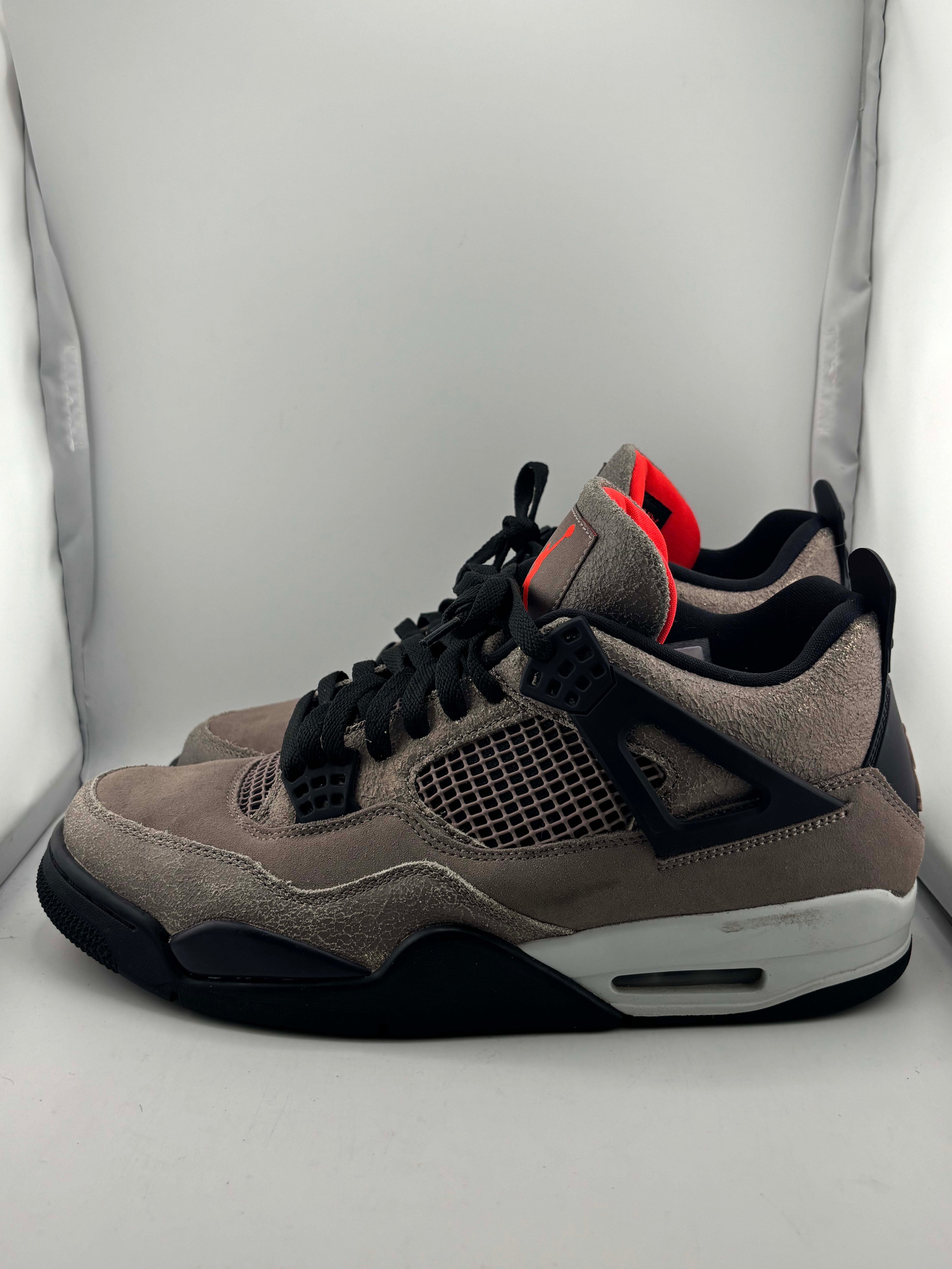 Jordan 4 Retro Taupe Haze