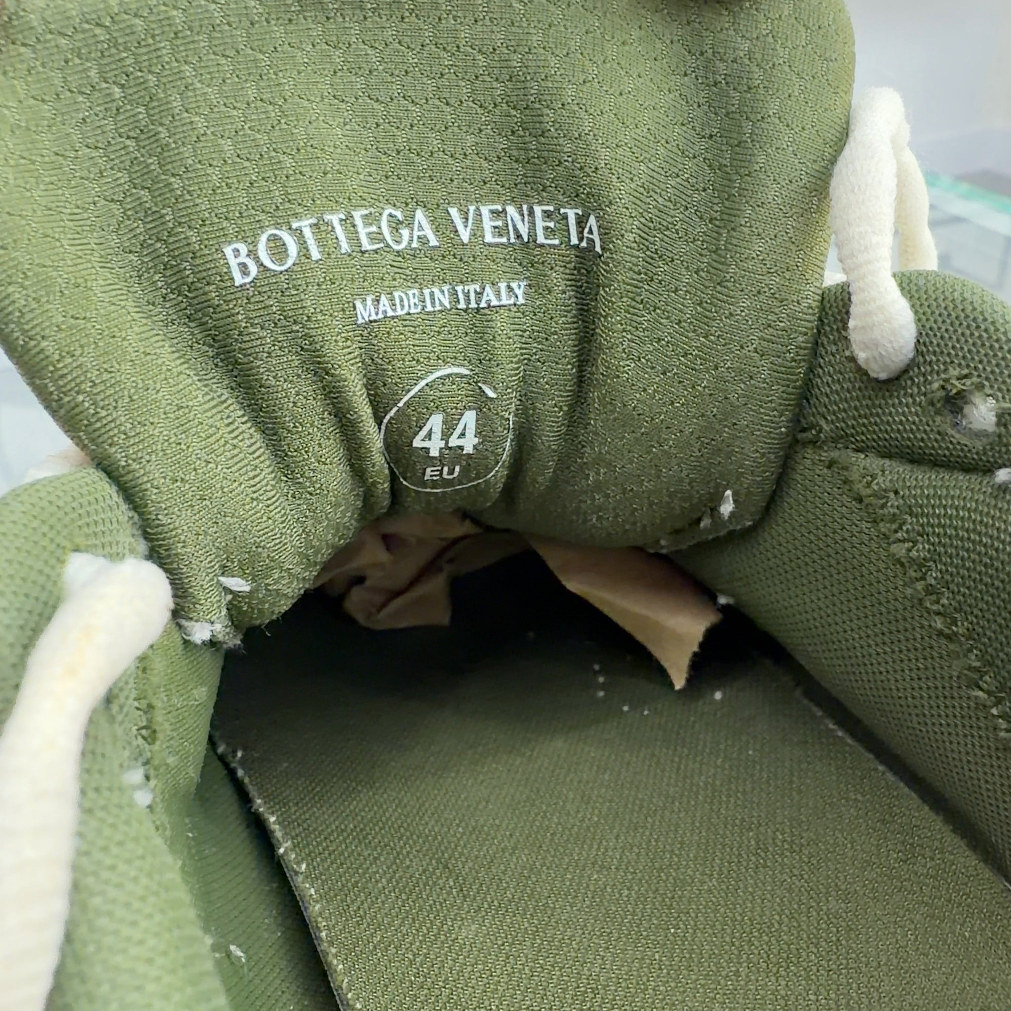 Bottega Veneta Orbit Mud White