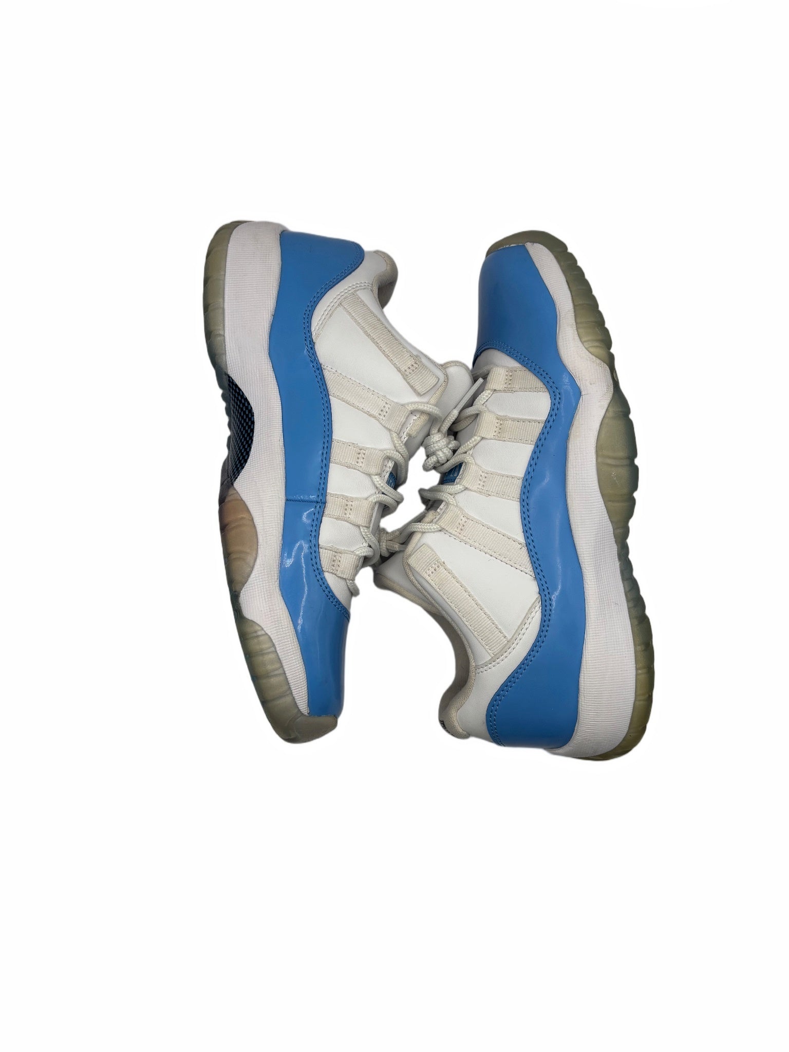 Jordan 11 Retro Low University Blue (2026)
