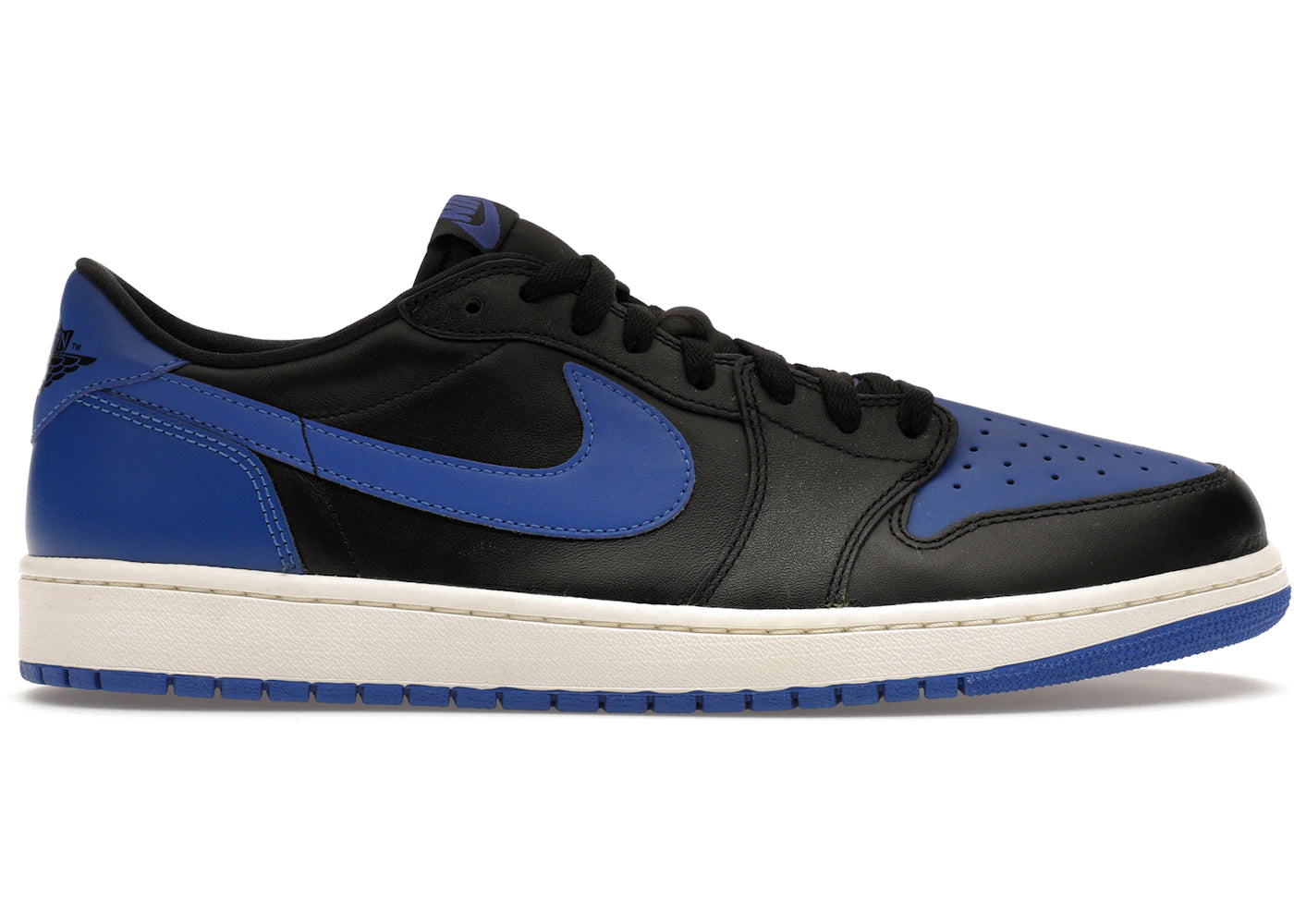 Air-Jordan-1-Retro-Low-Royal-2015-Product.webp