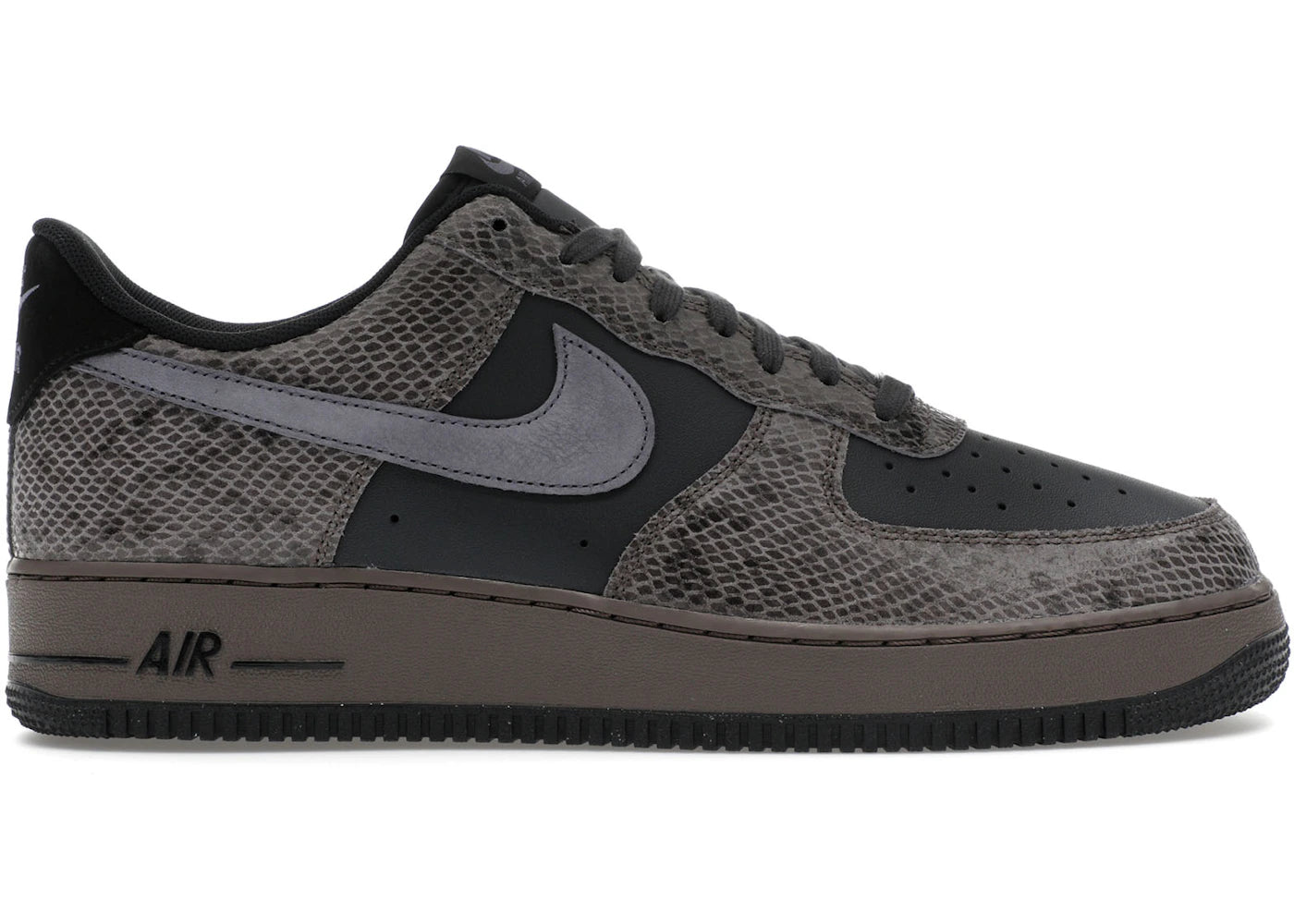 Nike-Air-Force-1-Low-Off-Noir-Snakeskin-Product.webp