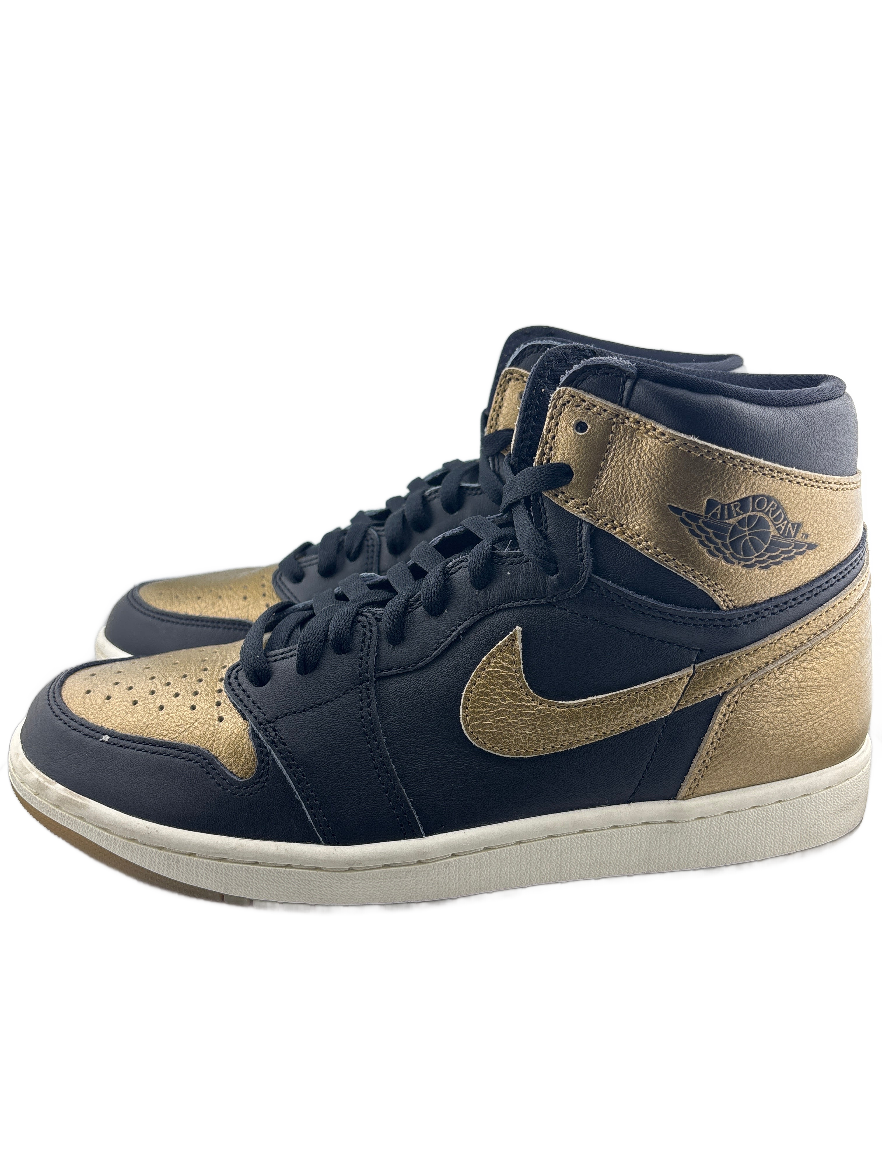 Jordan 1 Retro High OG Black Metallic Gold