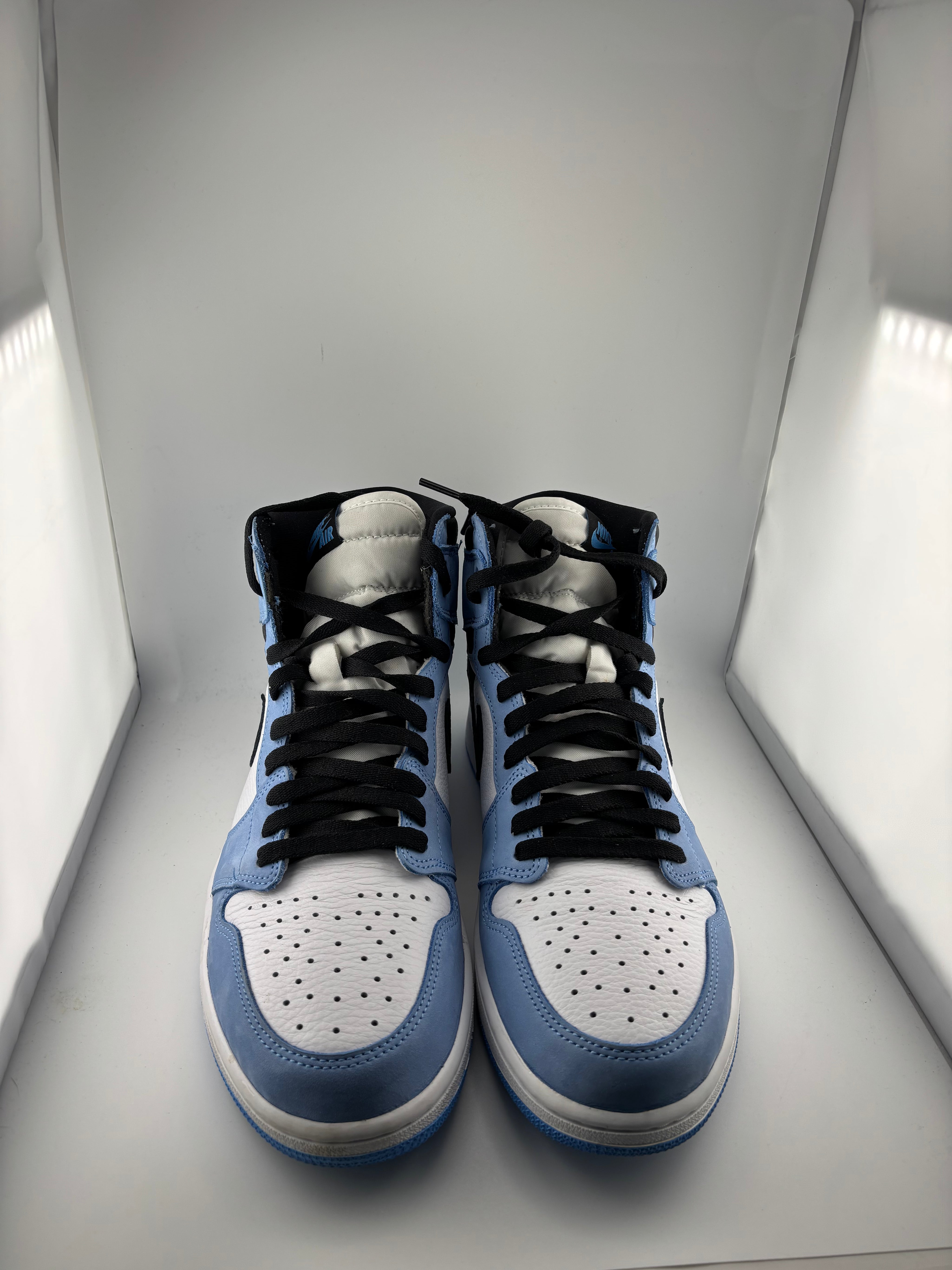 Jordan 1 Retro High White University Blue Black