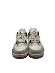 Jordan 4 Retro SB Pine Green