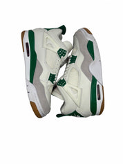 Jordan 4 Retro SB Pine Green