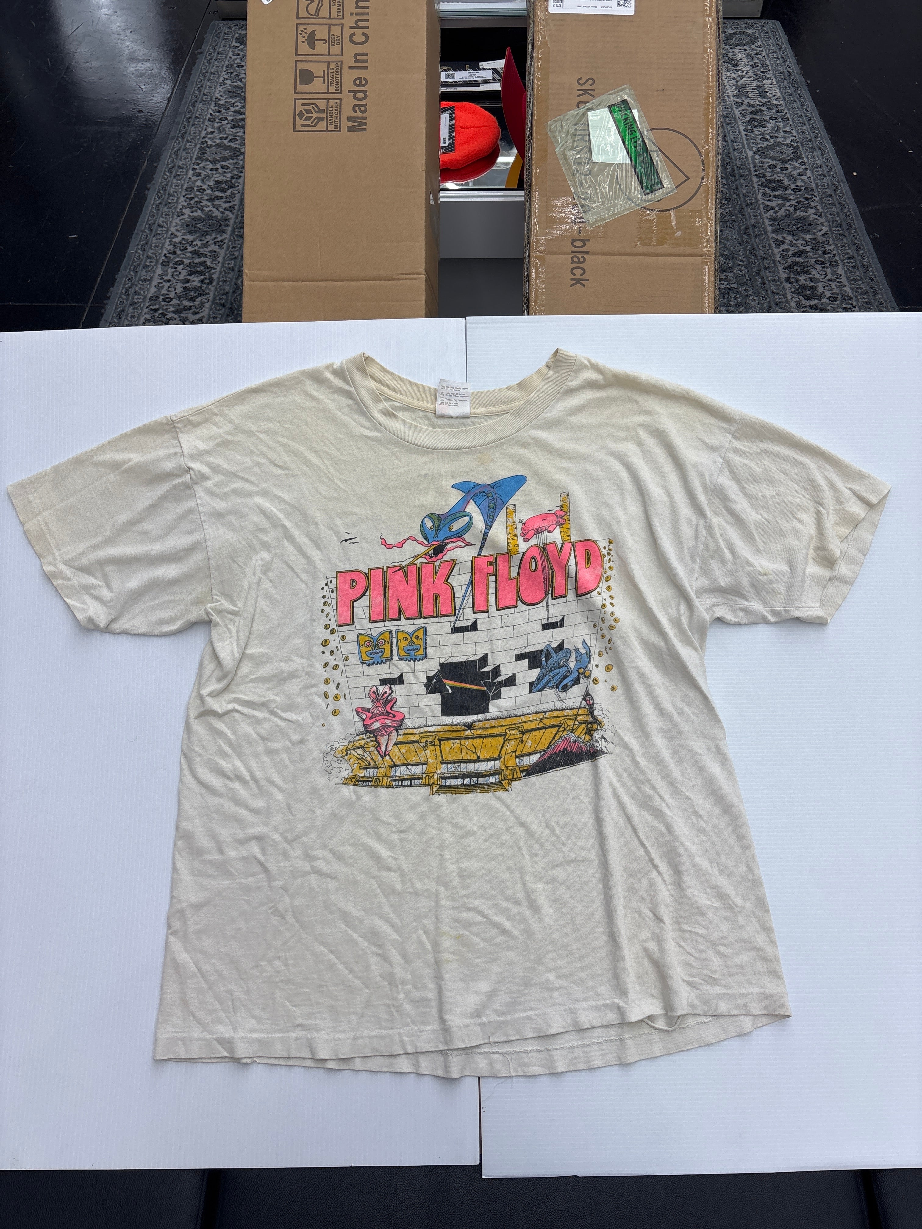 Vintage 1988 Pink Floyd Moment of Relapse Tour Tee