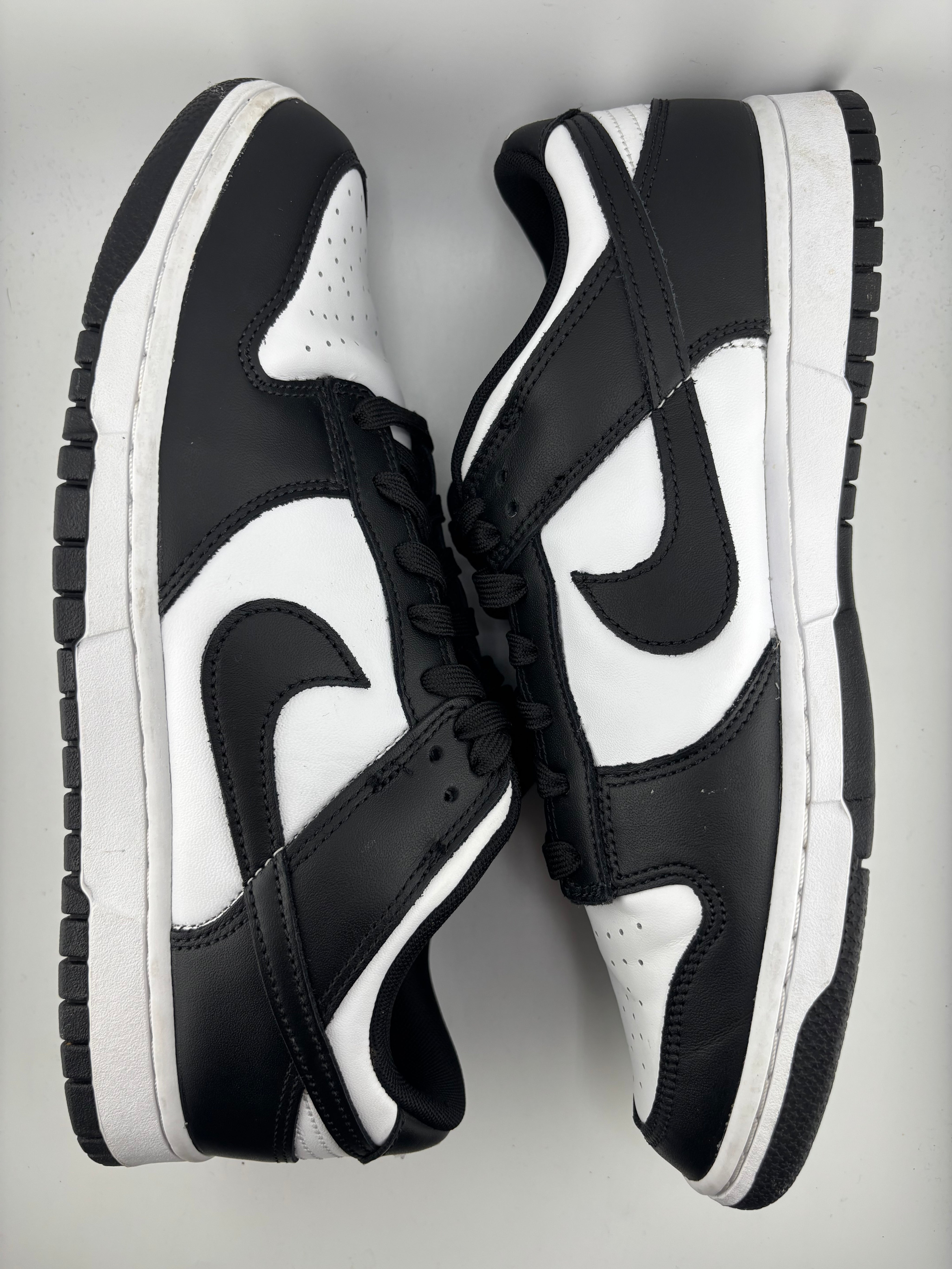 Nike Dunk Low Retro White Black Panda