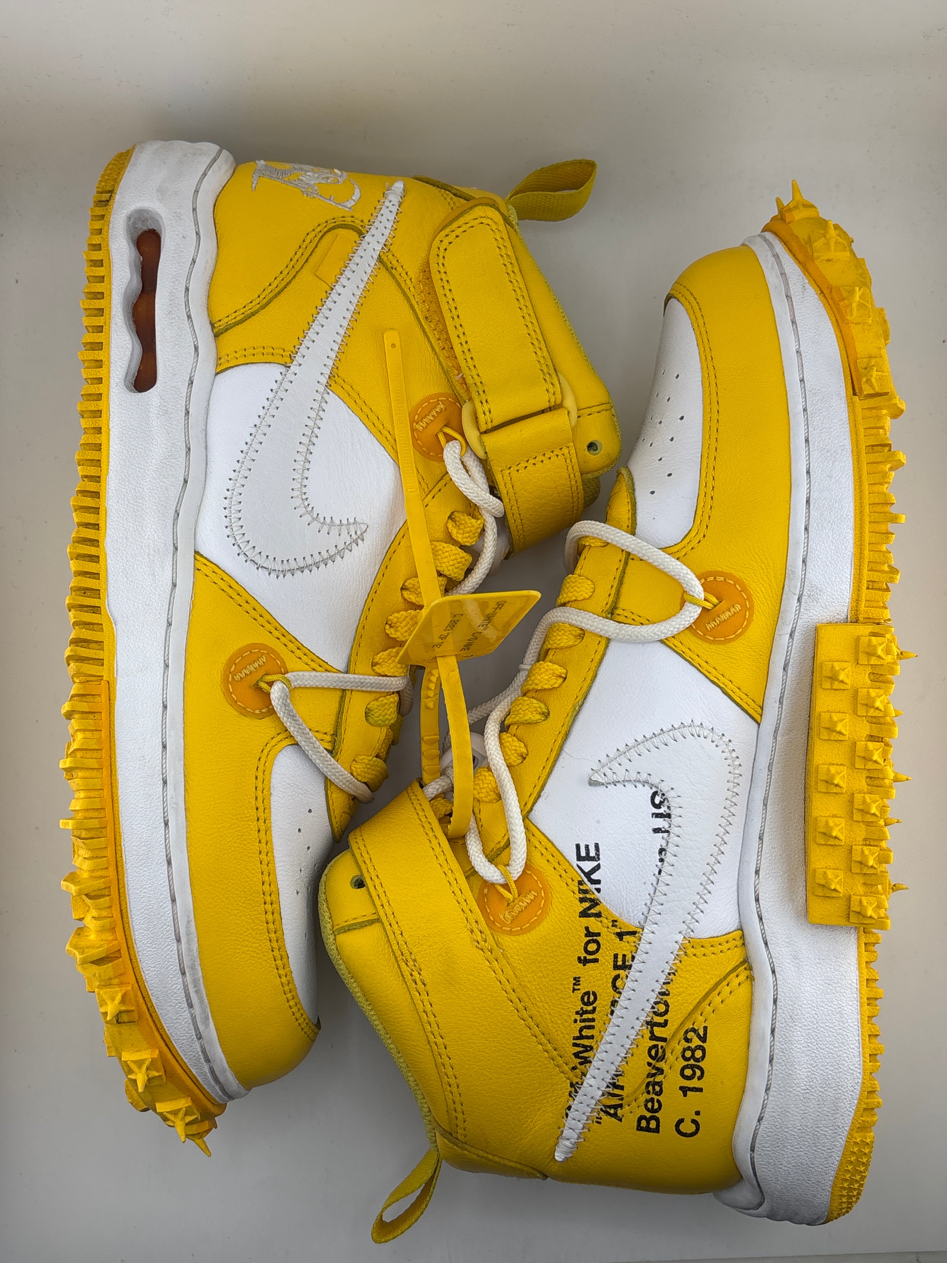 Nike Air Force 1 Mid SP Off-White Varsity Maize