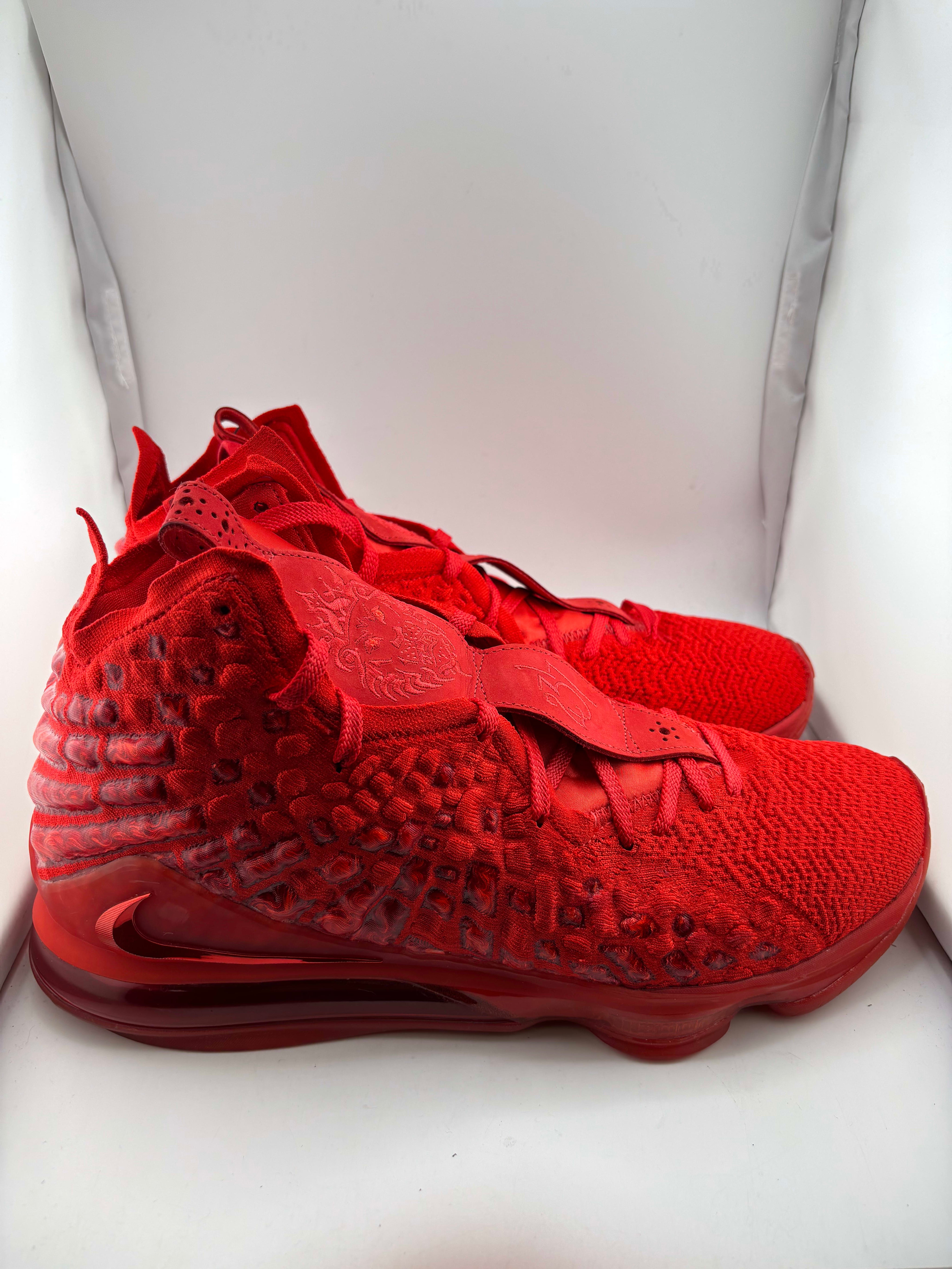 Nike LeBron 17 Red Carpet