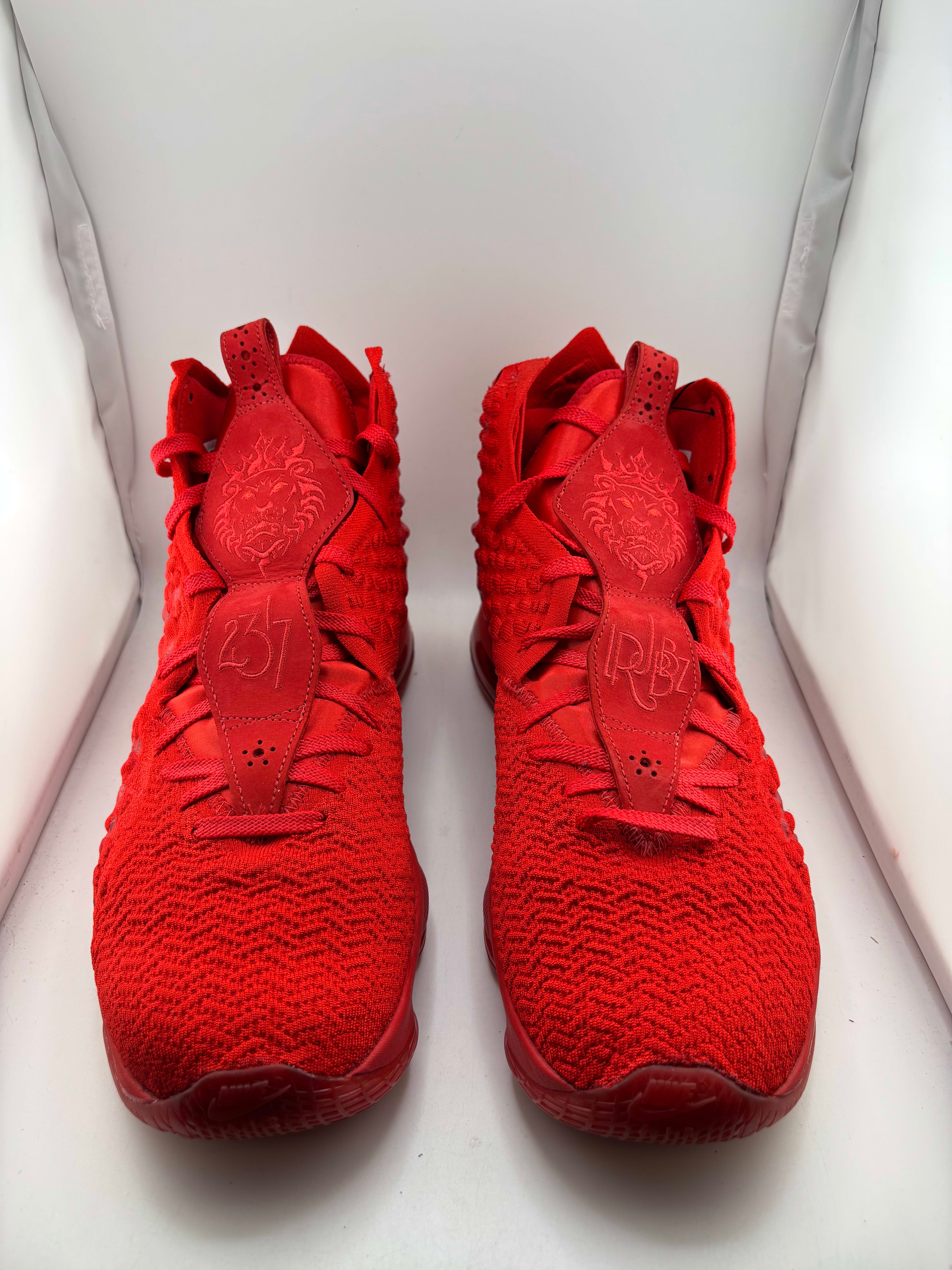 Nike LeBron 17 Red Carpet