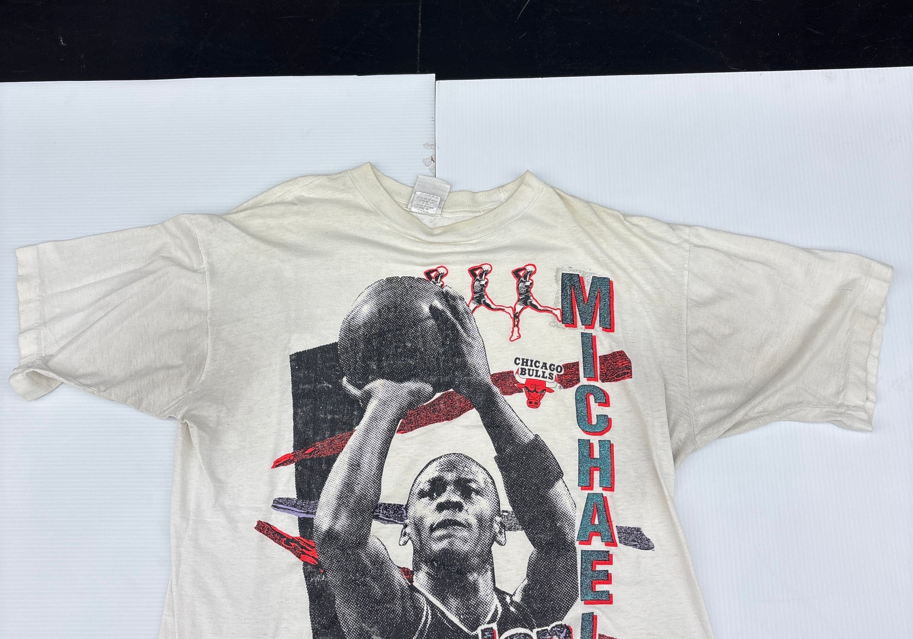 Vintage 90s MICHAEL JORDAN I'M BACK T SHIRT