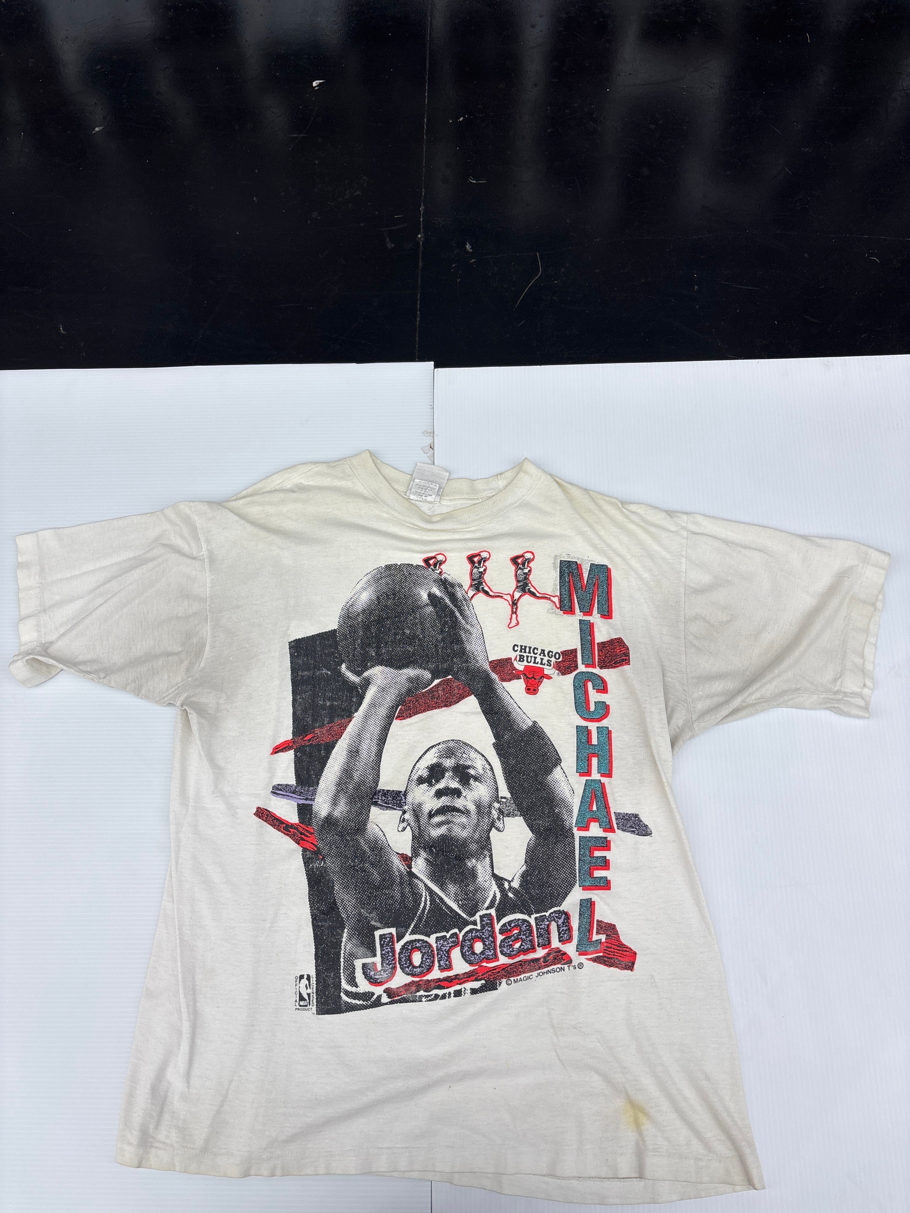 Vintage 90s MICHAEL JORDAN I'M BACK T SHIRT