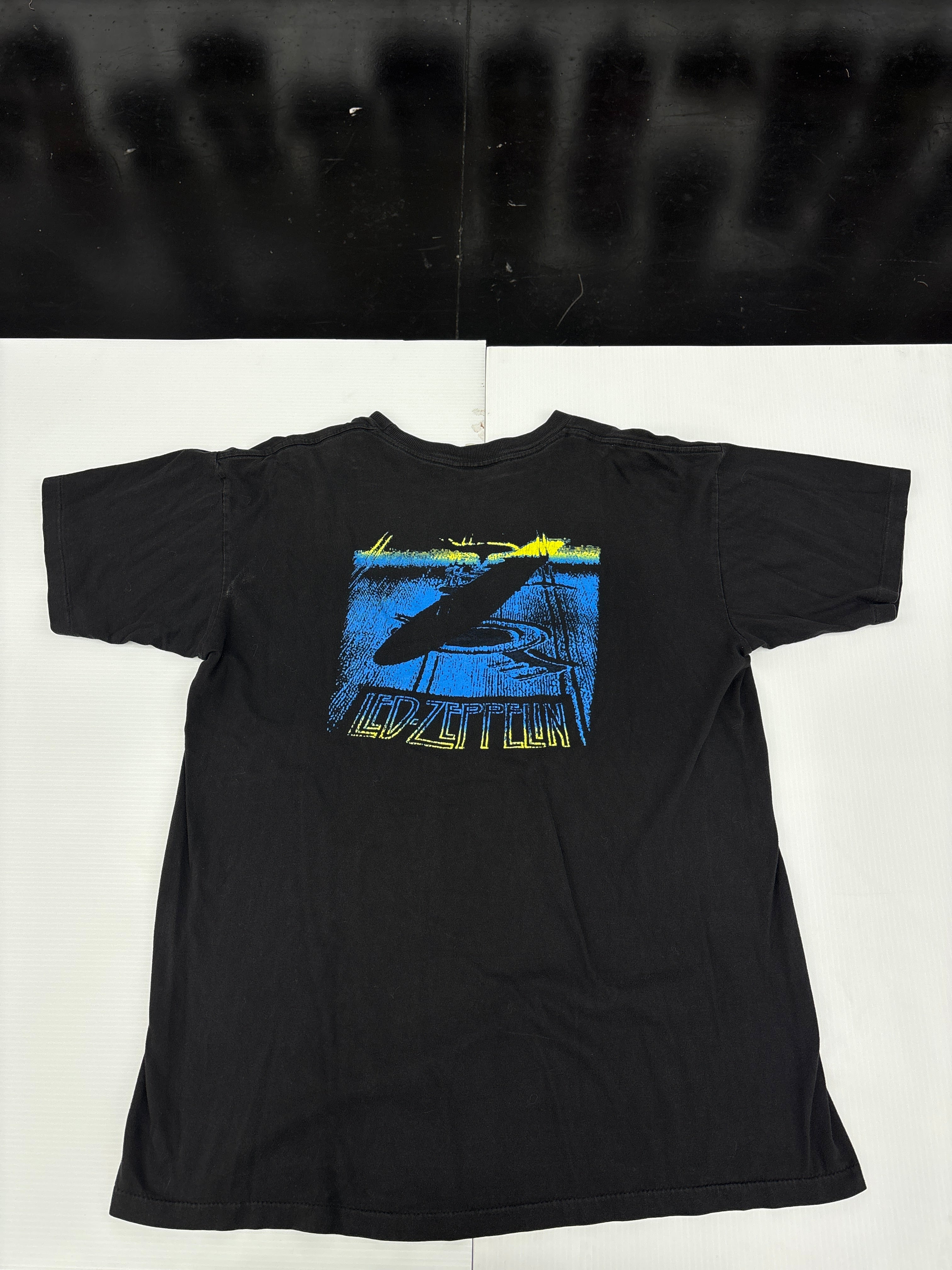 Vintage 1995 Led Zeppelin Band T-Shirt Rock Winterland Size
