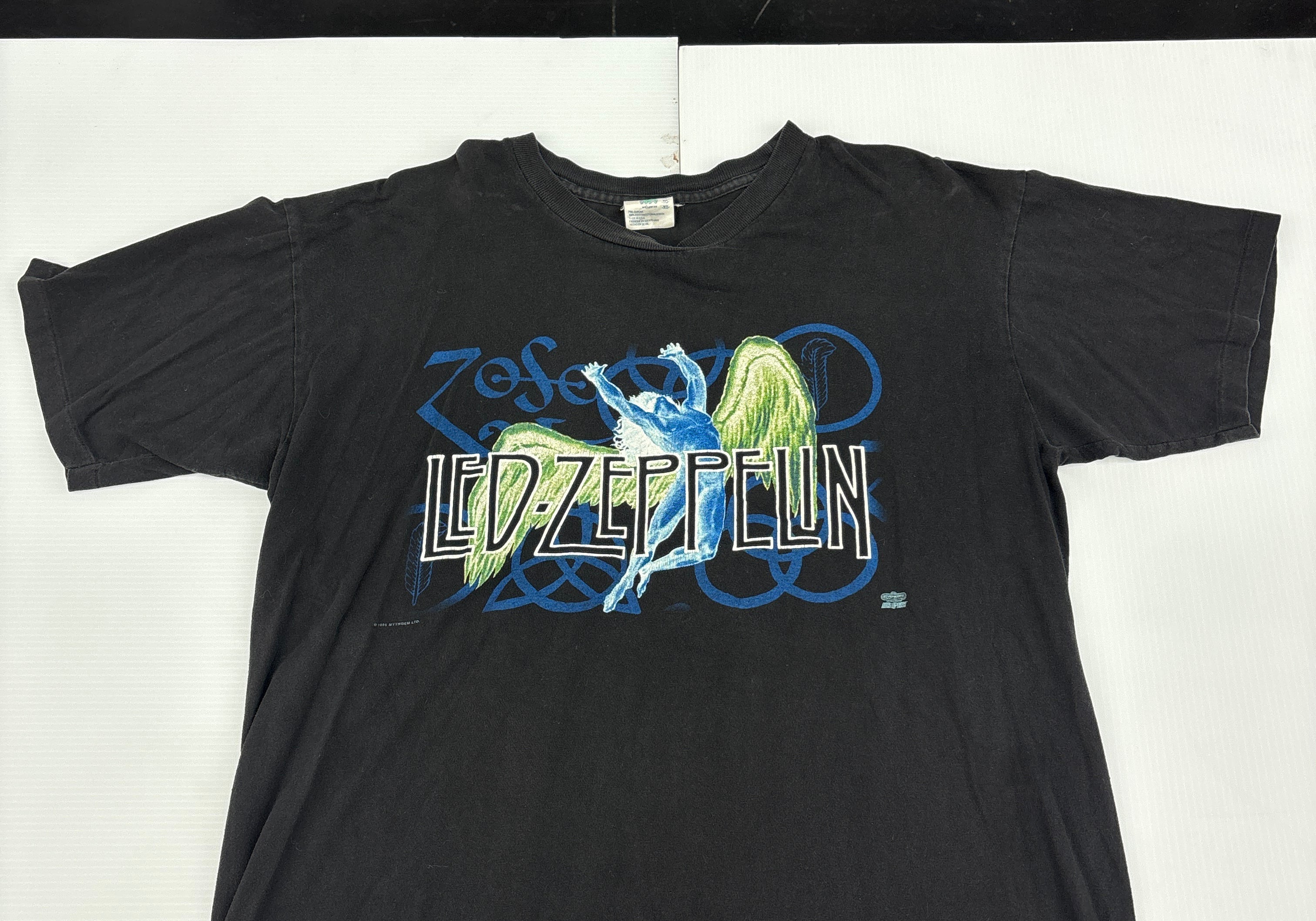Vintage 1995 Led Zeppelin Band T-Shirt Rock Winterland Size
