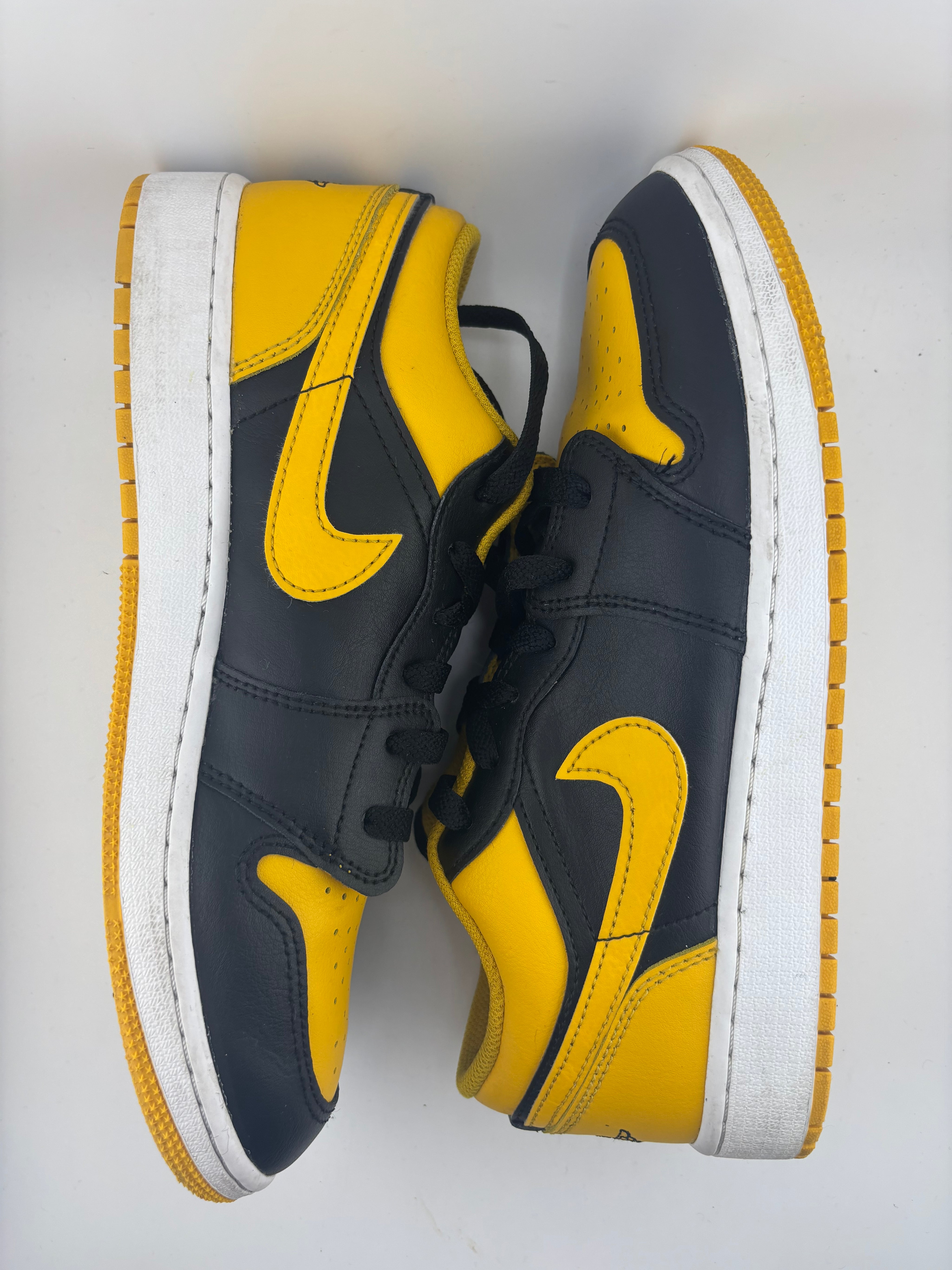 Jordan 1 Low Yellow Ochre (GS)