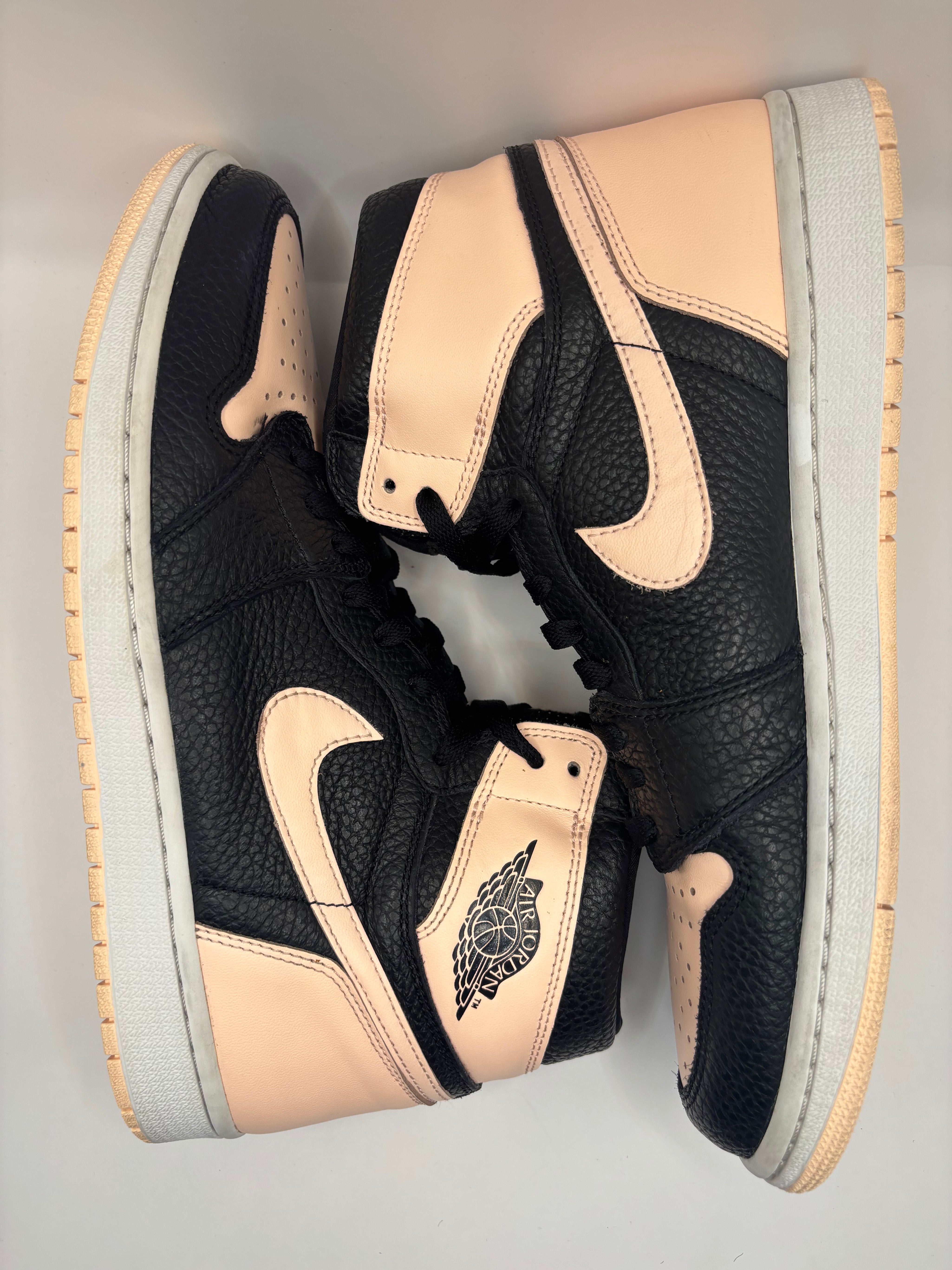 Jordan 1 Retro High Black Crimson Tint