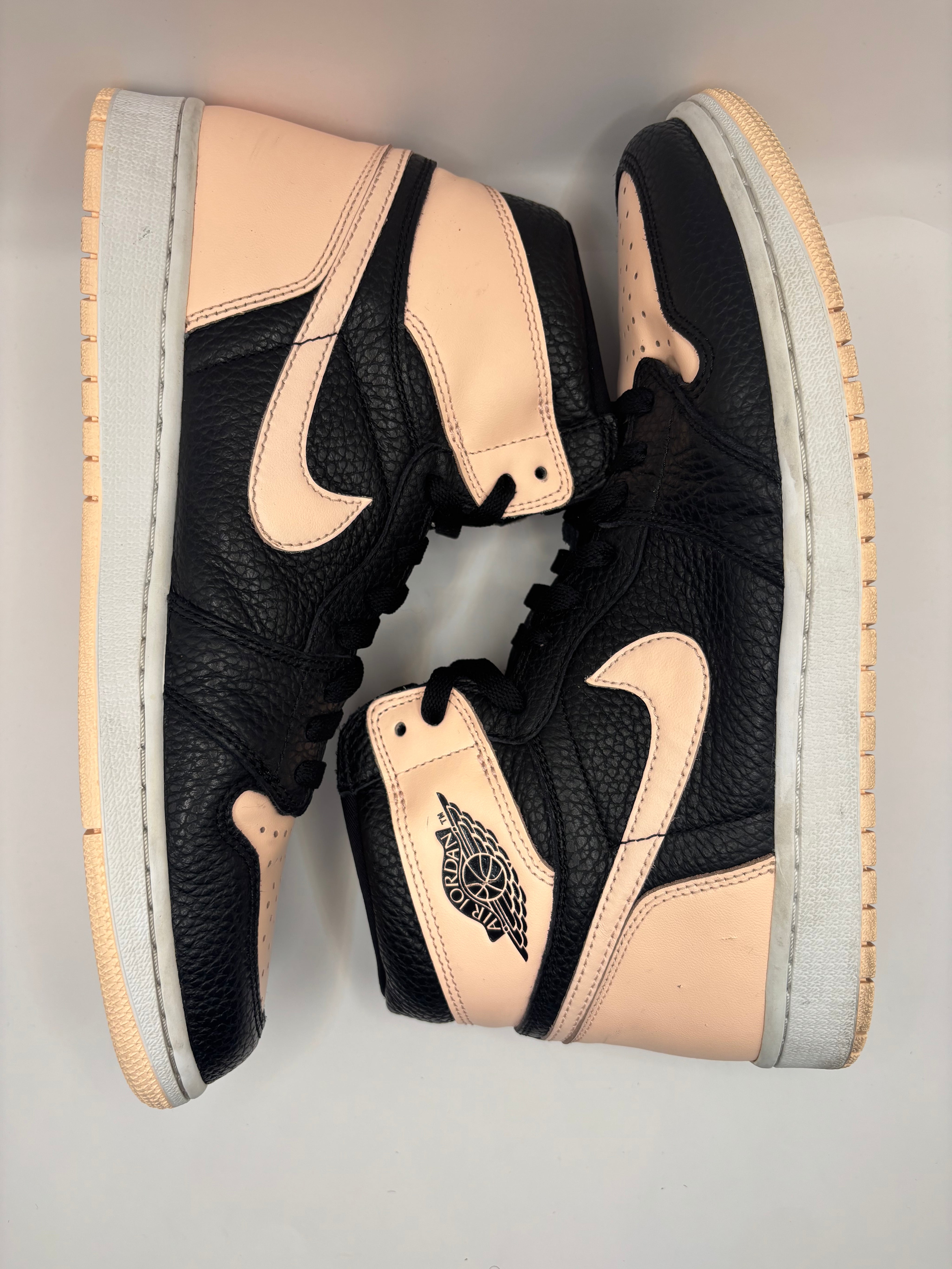 Jordan 1 Retro High Black Crimson Tint