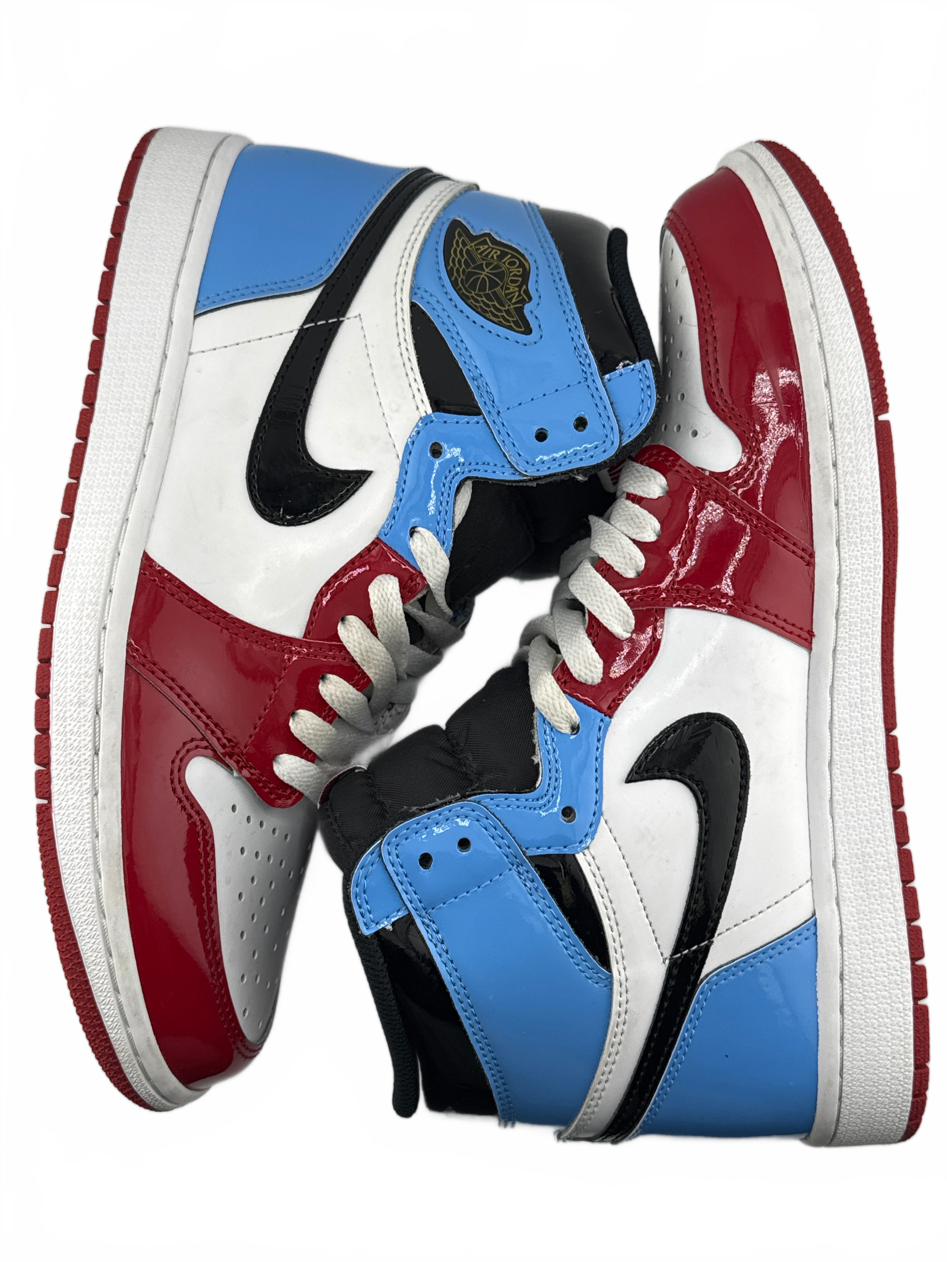 Jordan 1 Retro High Fearless UNC Chicago