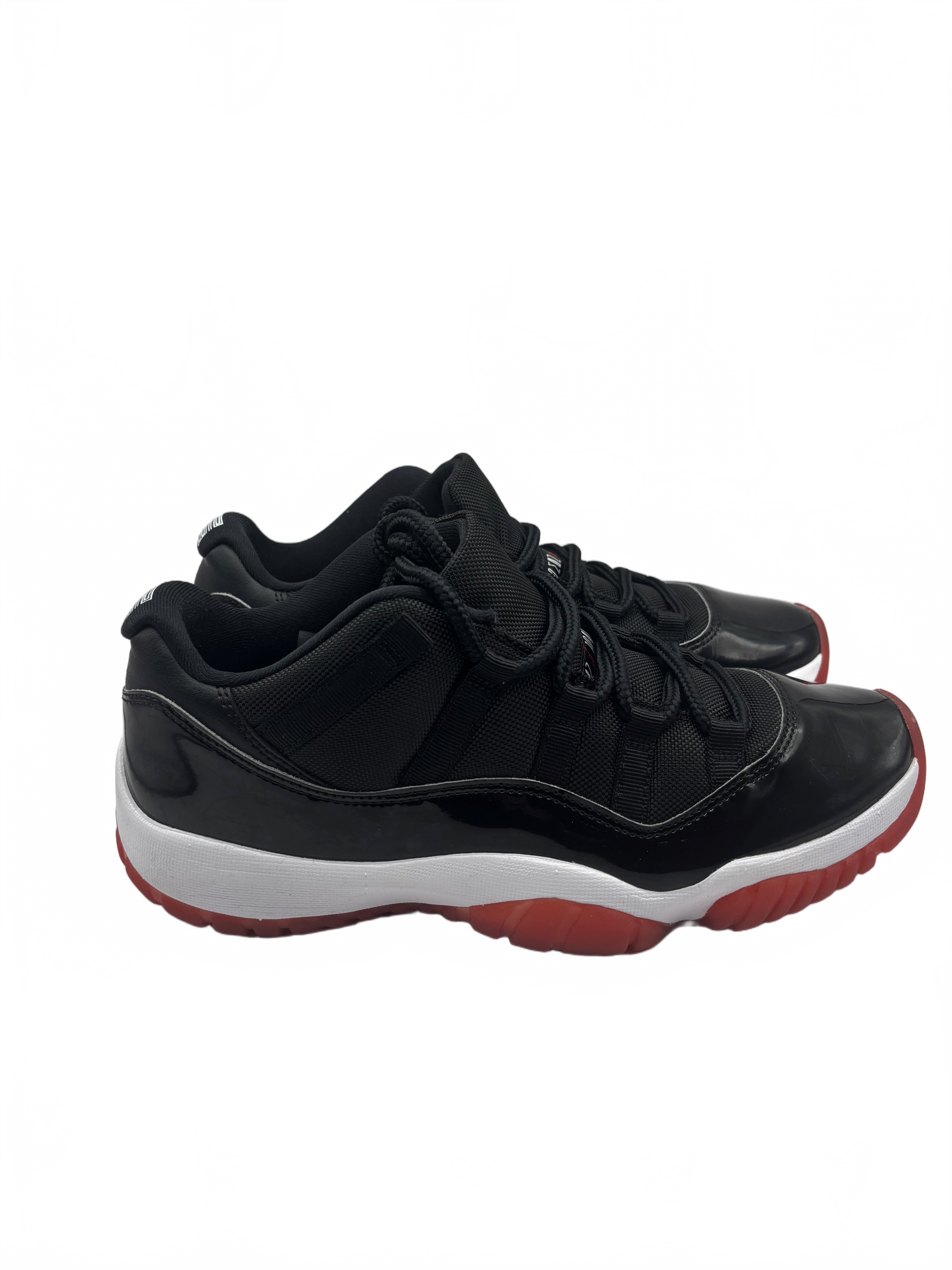 Jordan 11 Retro Low Bred (2025)