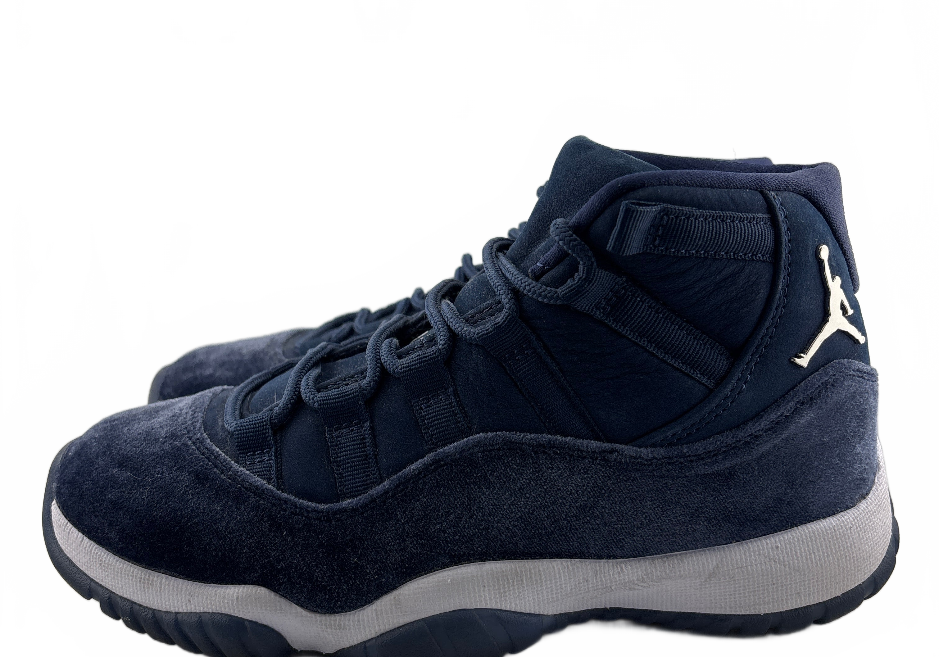 Jordan 11 Retro Midnight Navy (W)