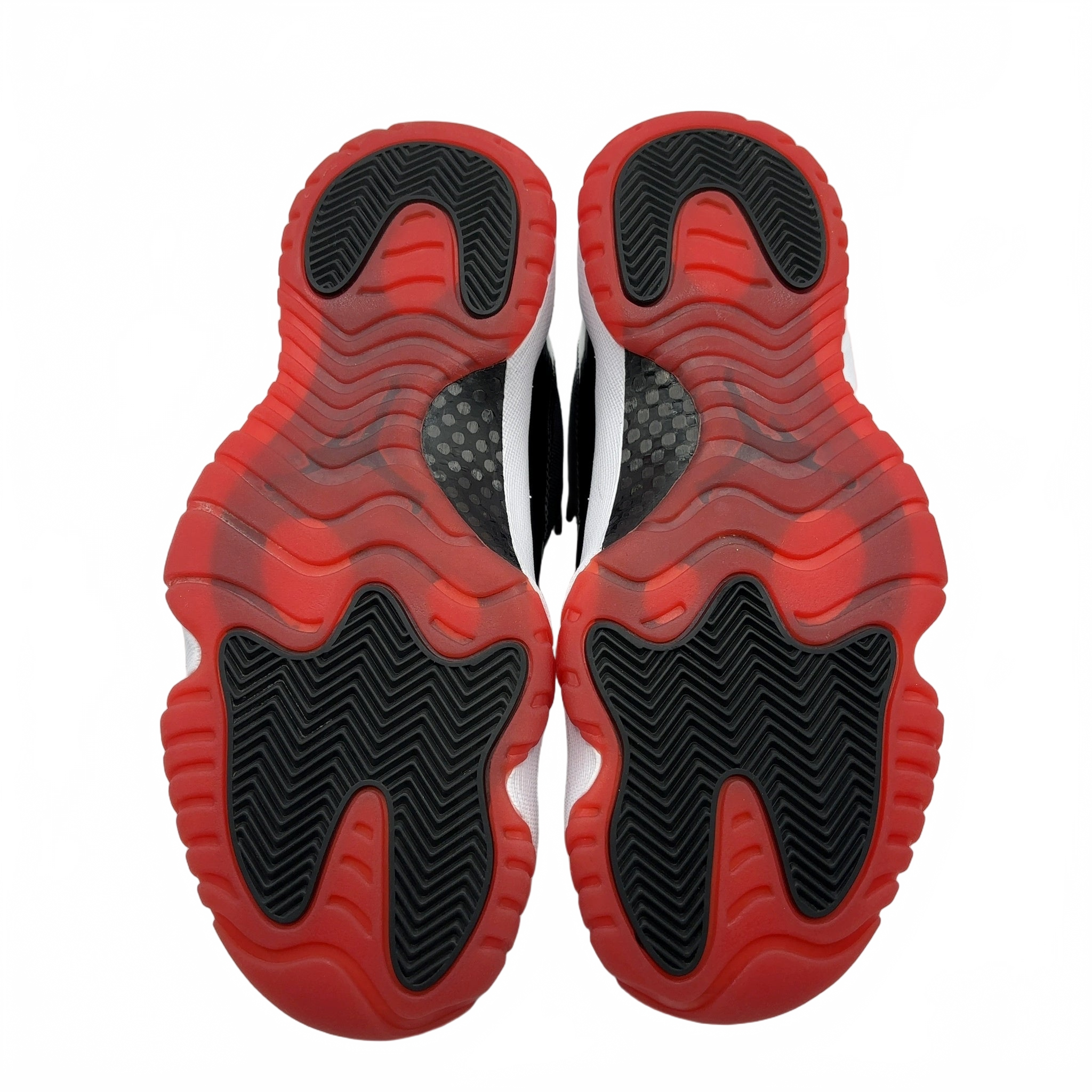 Jordan 11 Retro Low Bred (2025)