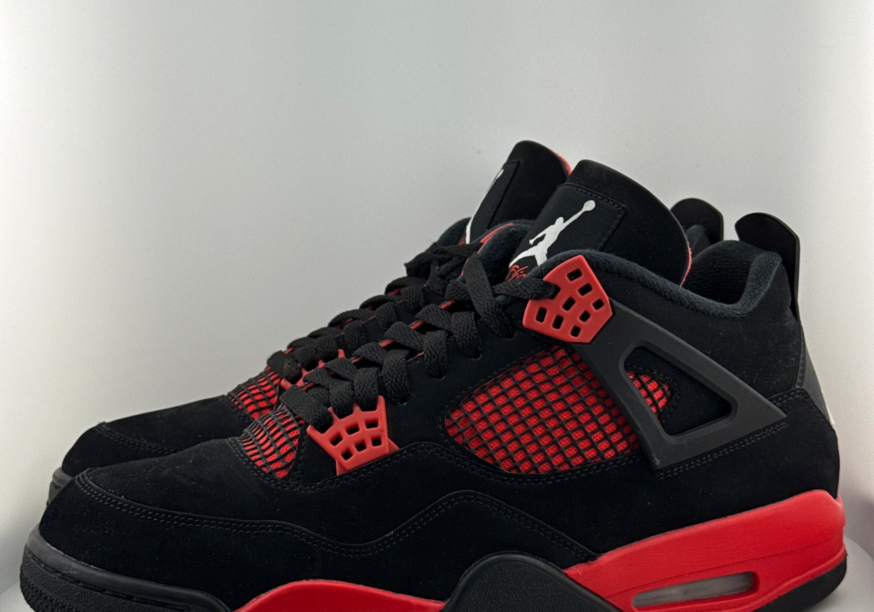 Jordan 4 Retro Red Thunder