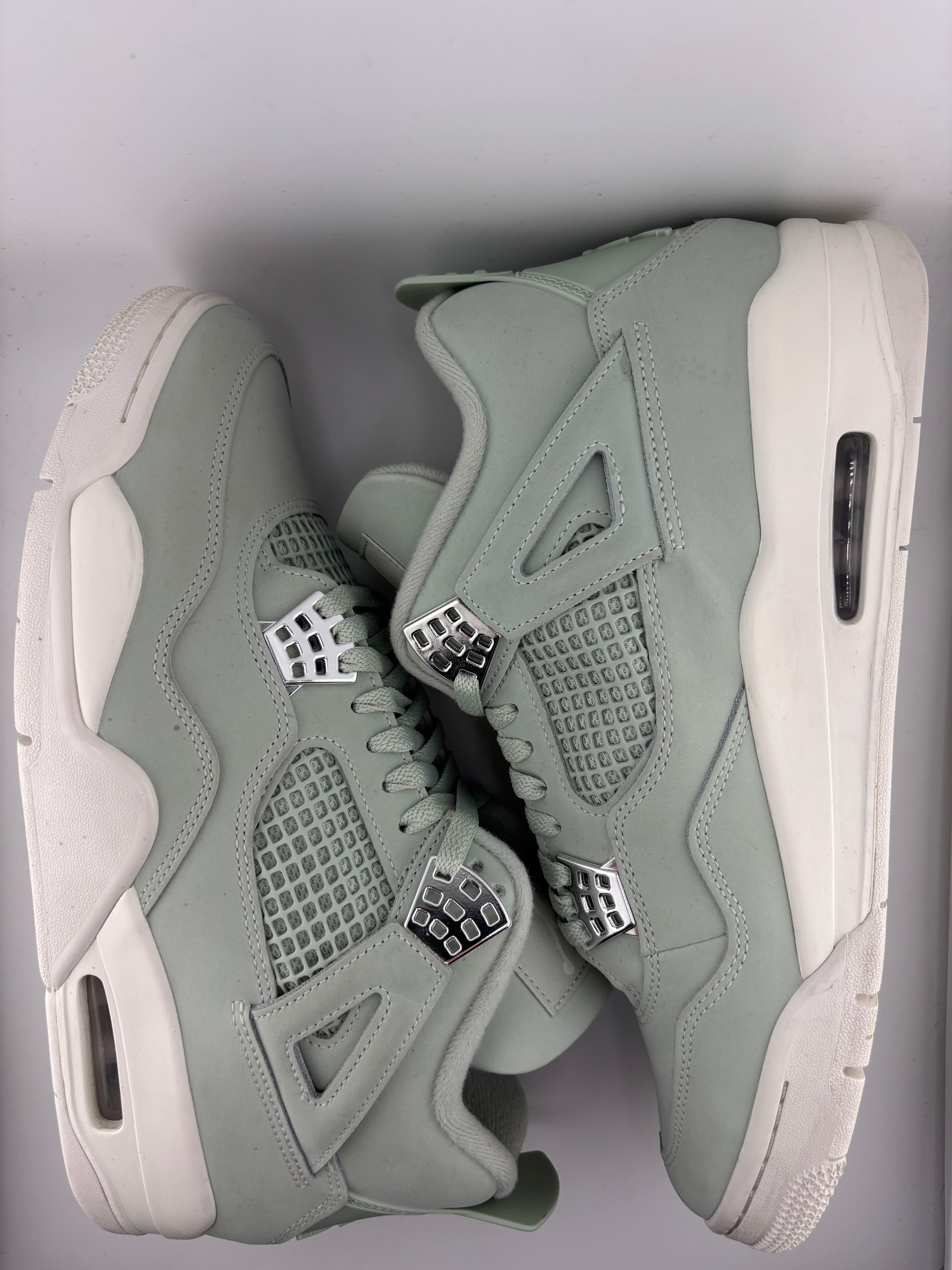 Jordan 4 Retro Abundance Seafoam Sail (Women's)