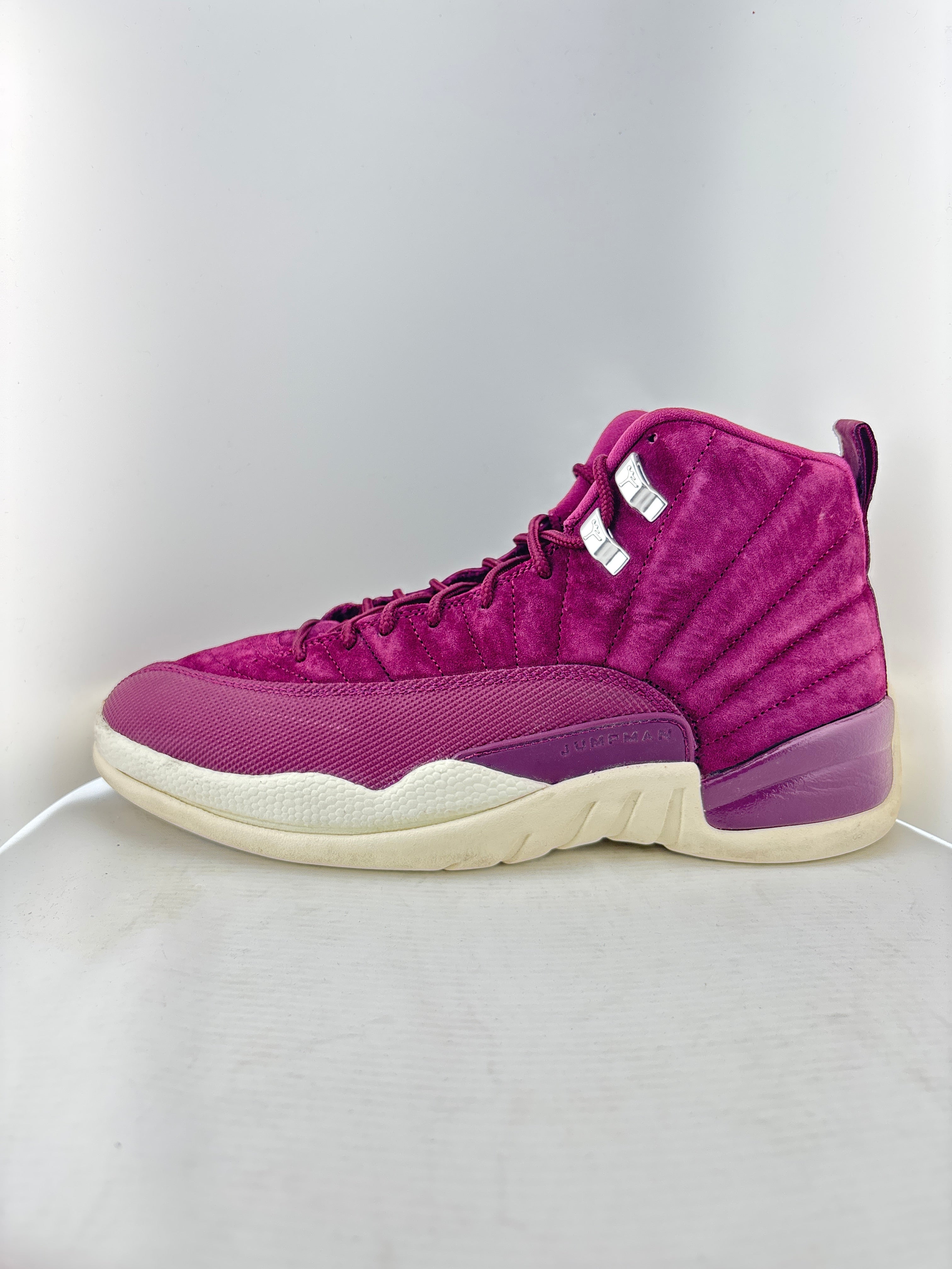 Jordan 12 Retro Bordeaux