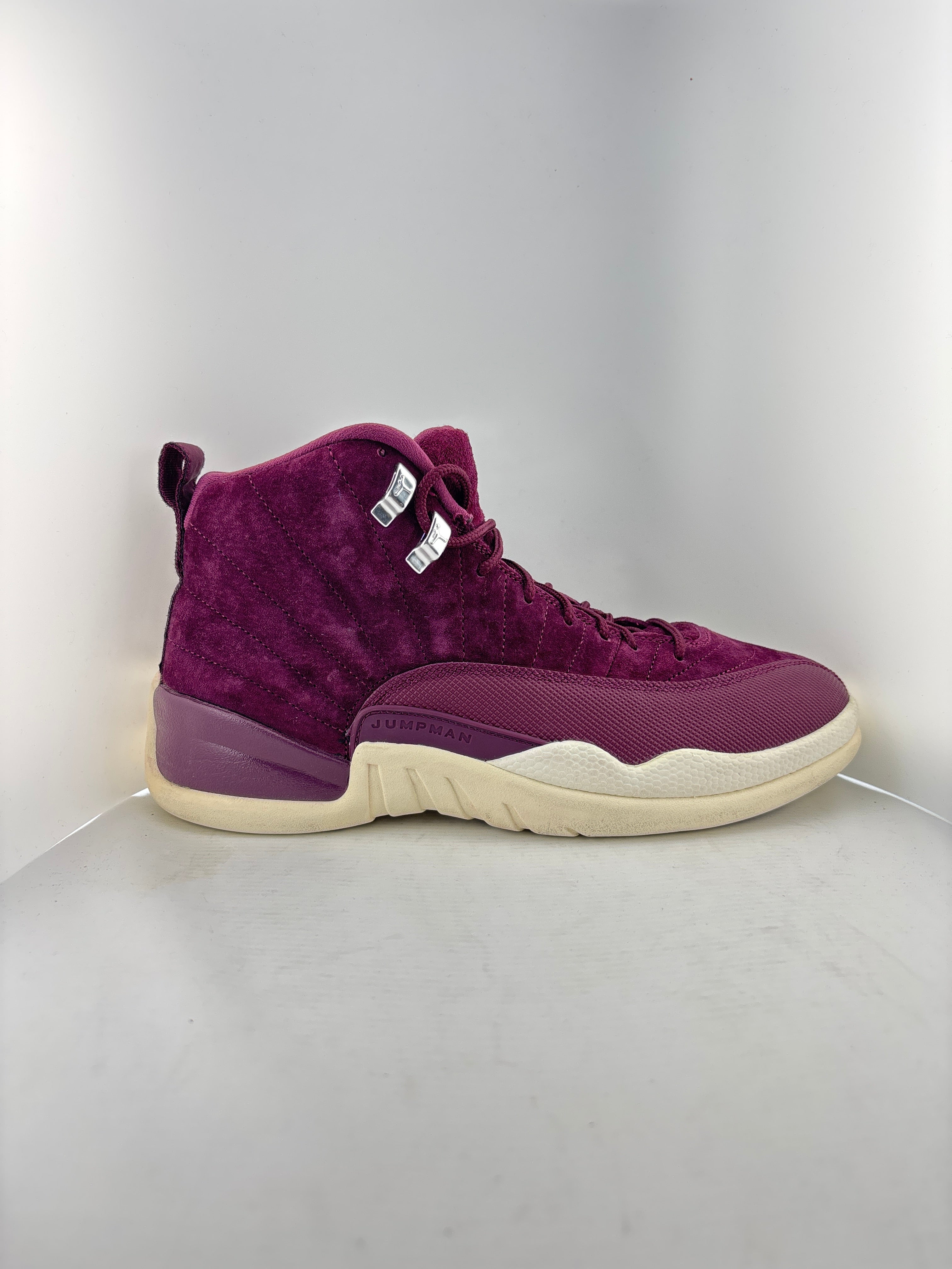 Jordan 12 Retro Bordeaux