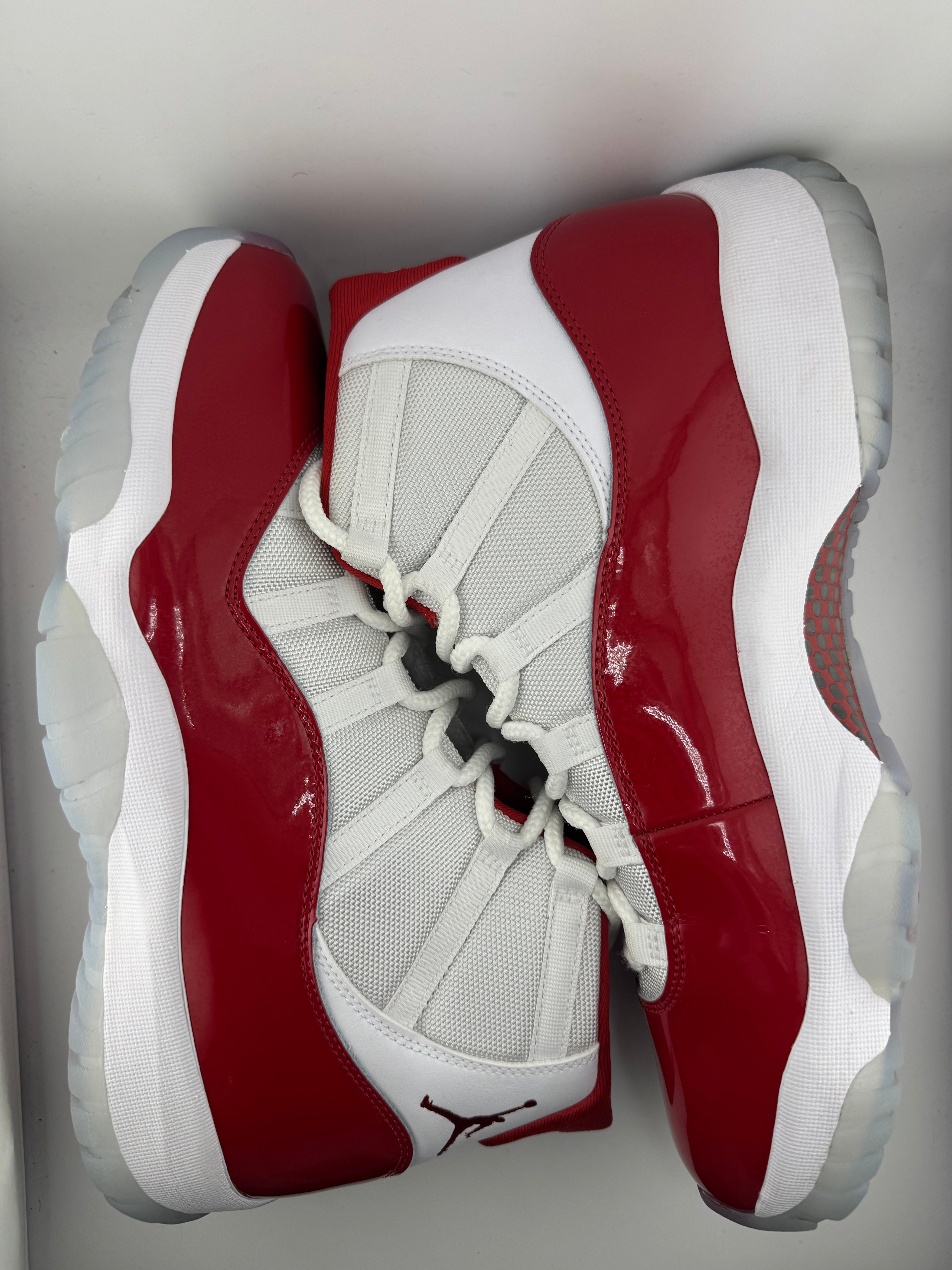 Jordan 11 Retro Cherry (2022)