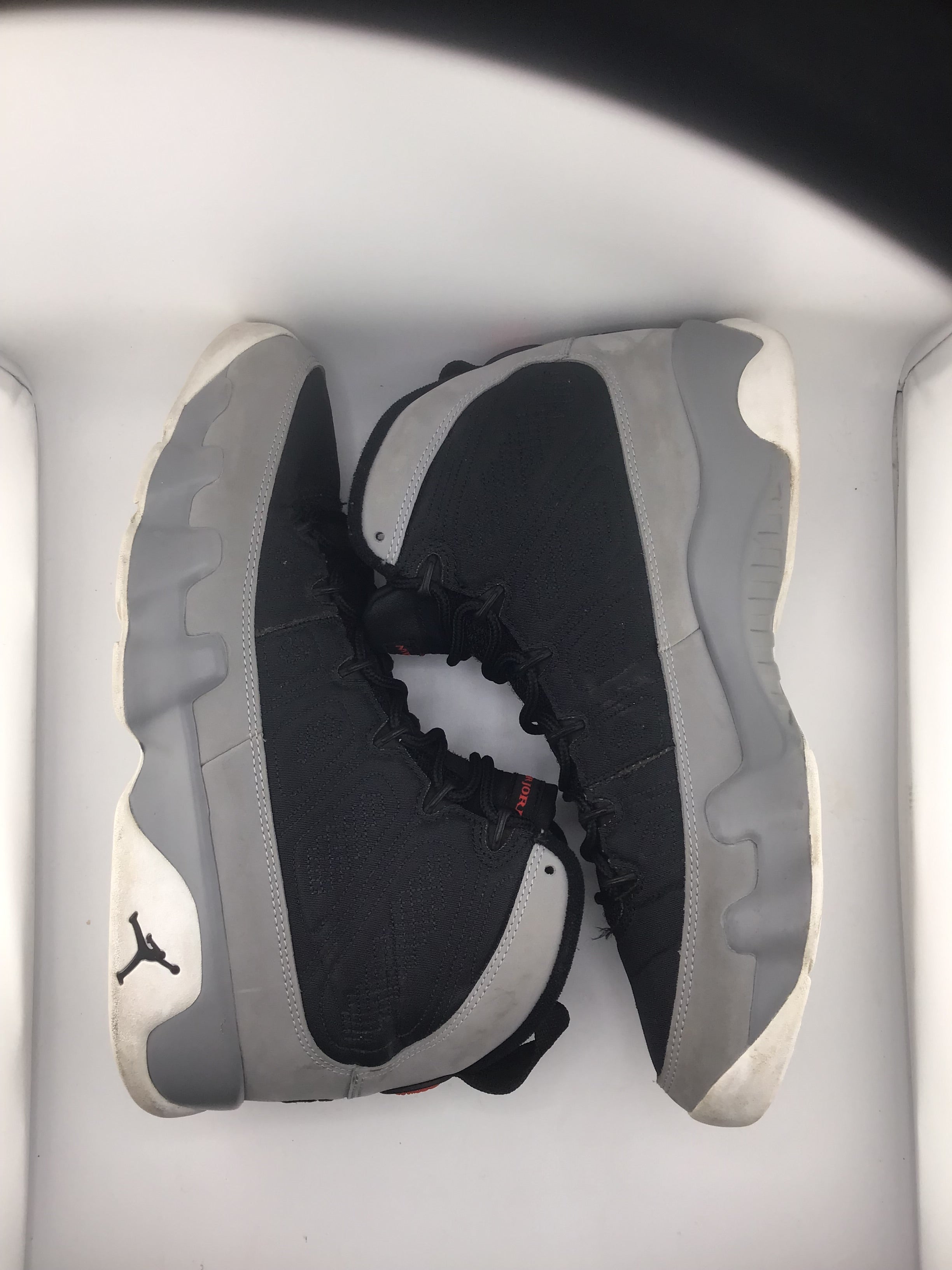 Jordan 9 Retro Particle Grey