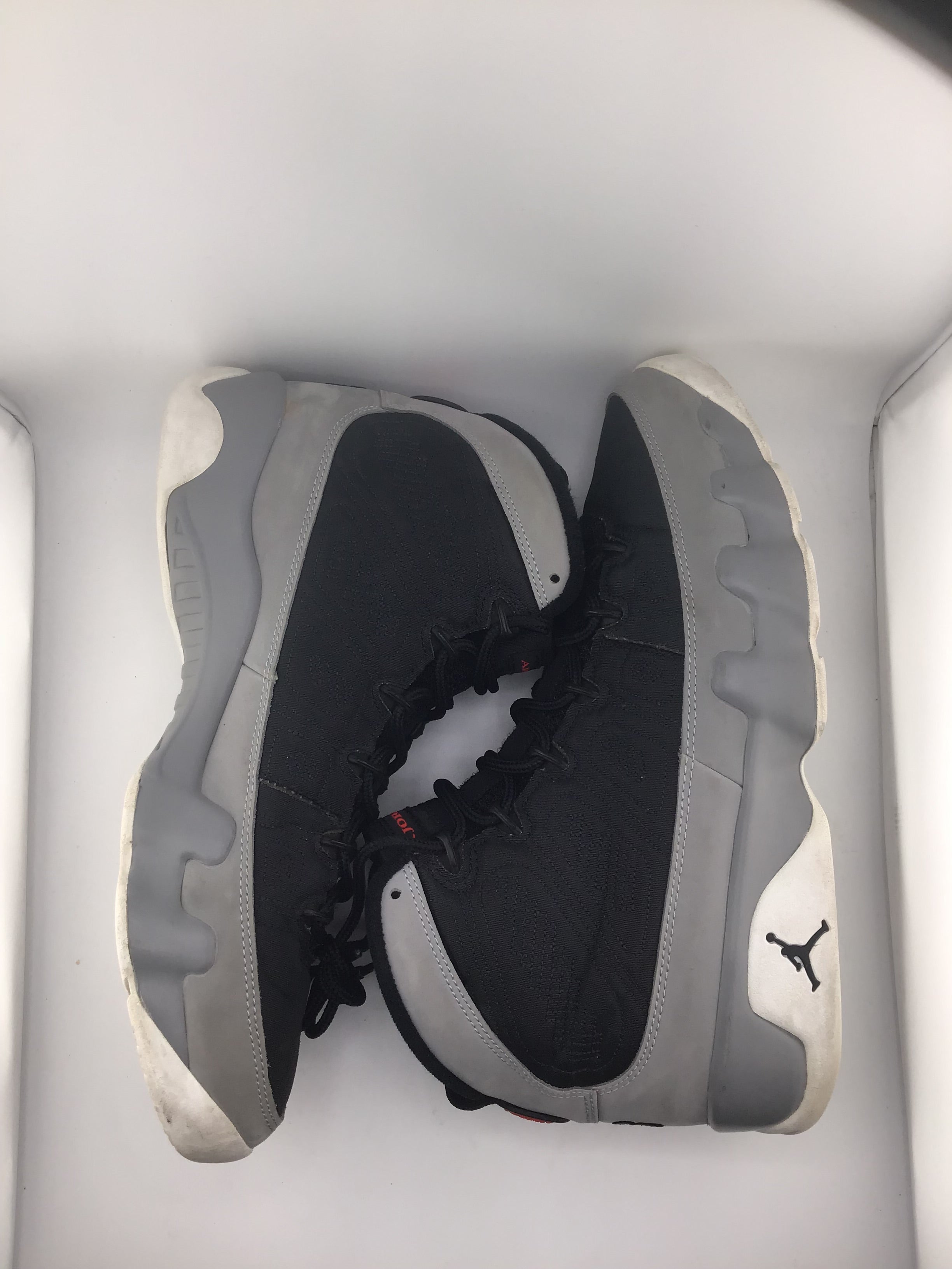 Jordan 9 Retro Particle Grey