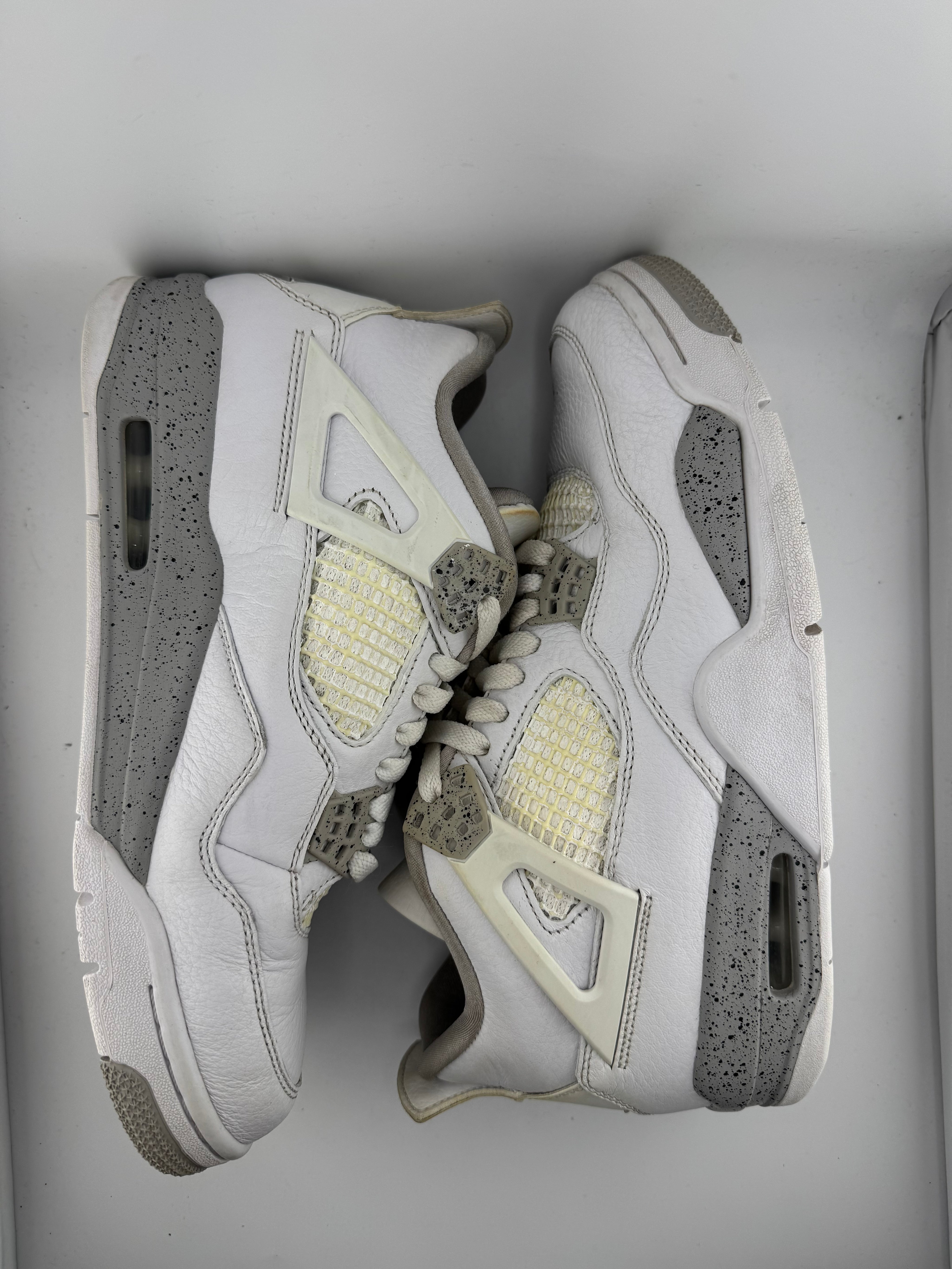 Jordan 4 Retro White Oreo (2021)
