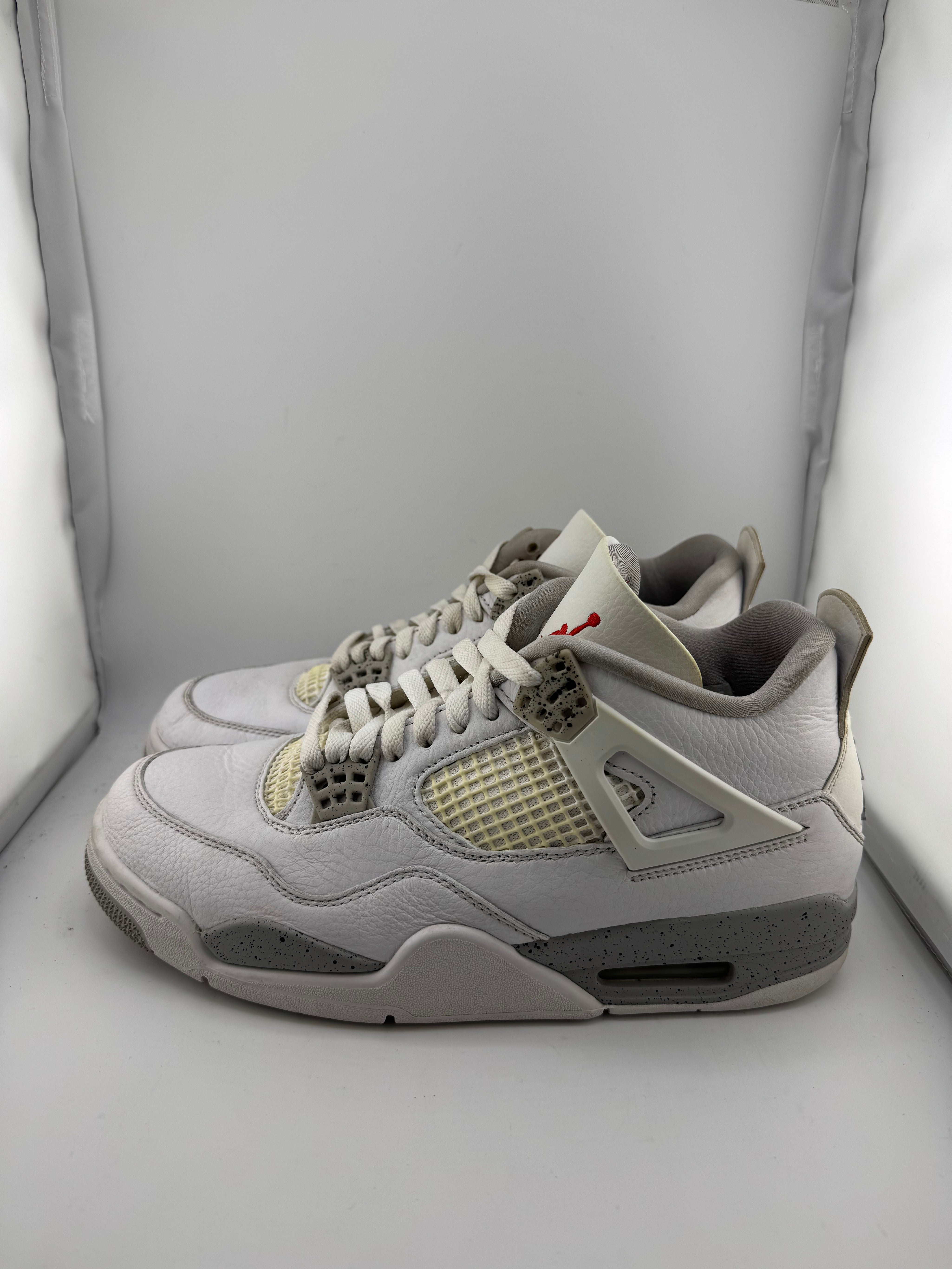 Jordan 4 Retro White Oreo (2021)