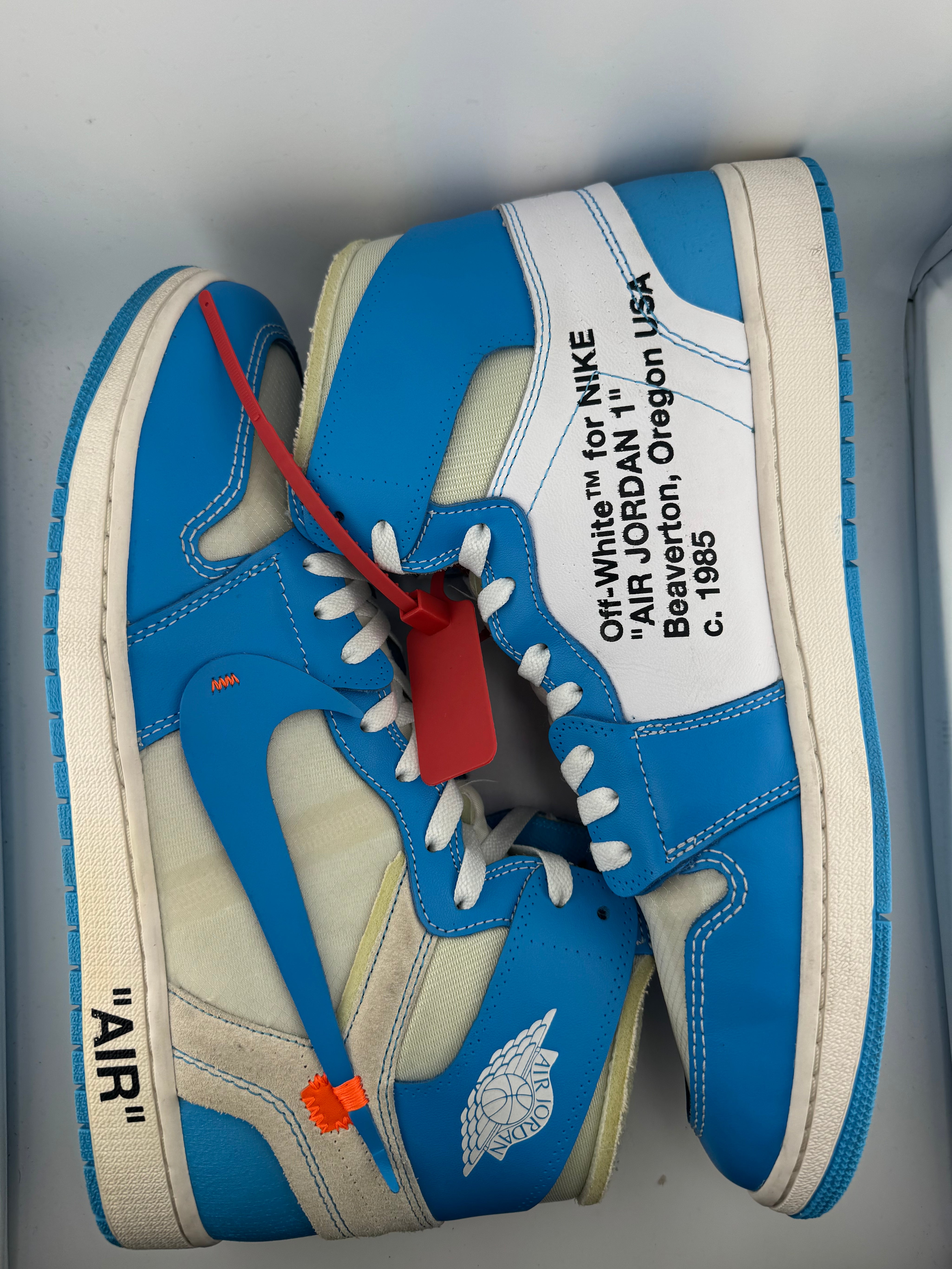 Jordan 1 Retro High Off-White University Blue