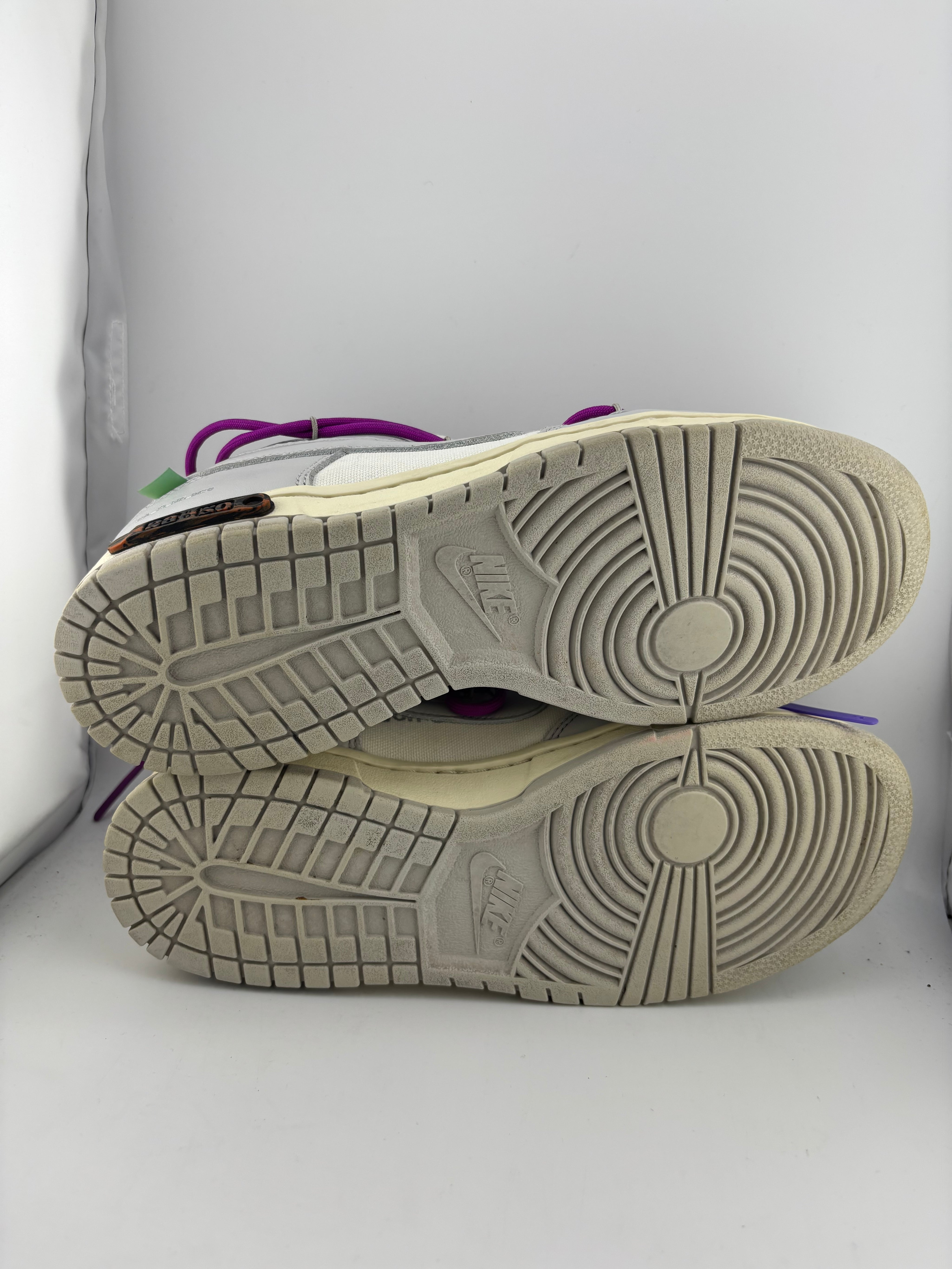 Nike Dunk Low Off-White Lot 28