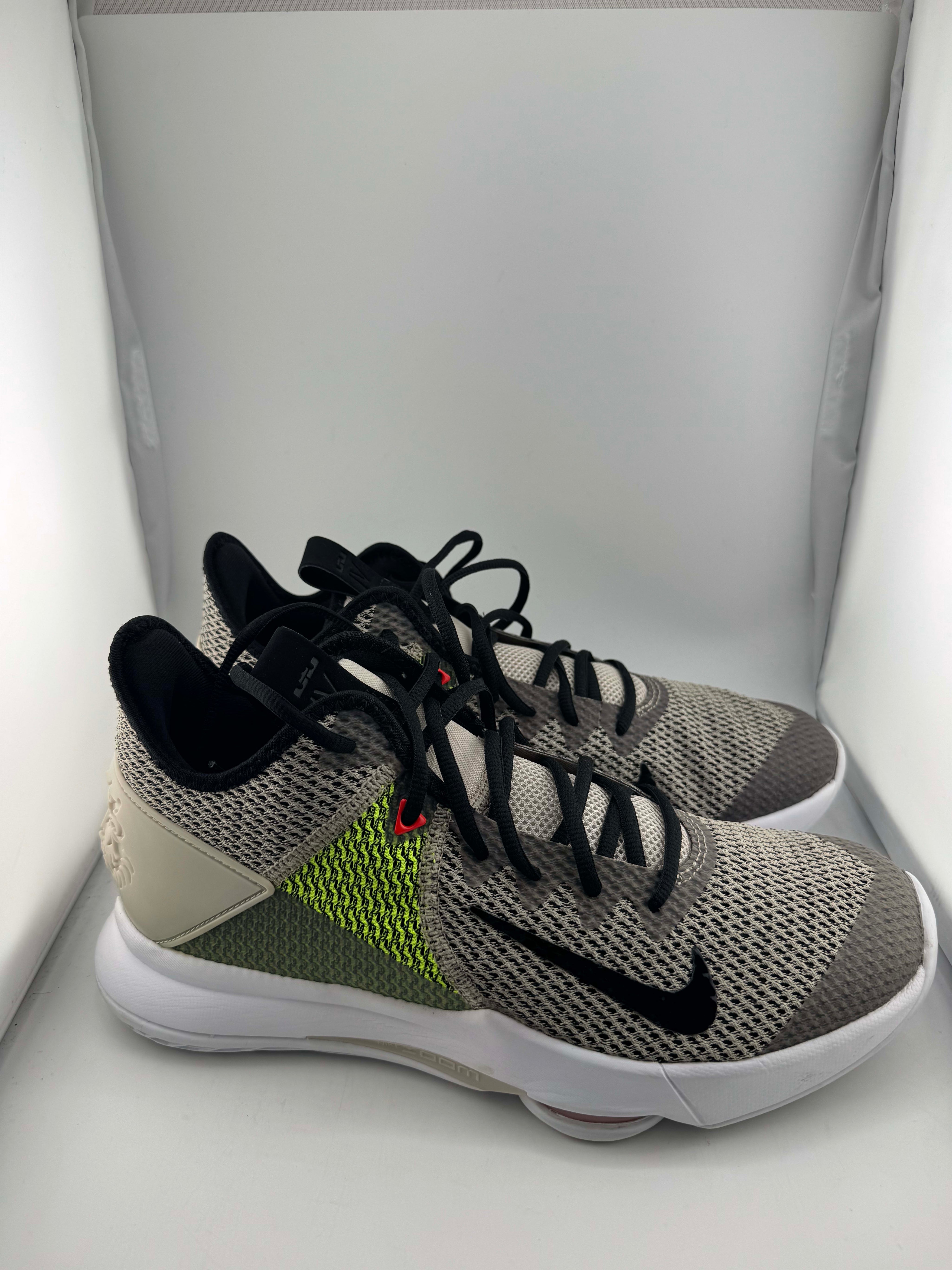 Nike Lebron 4 Witness String