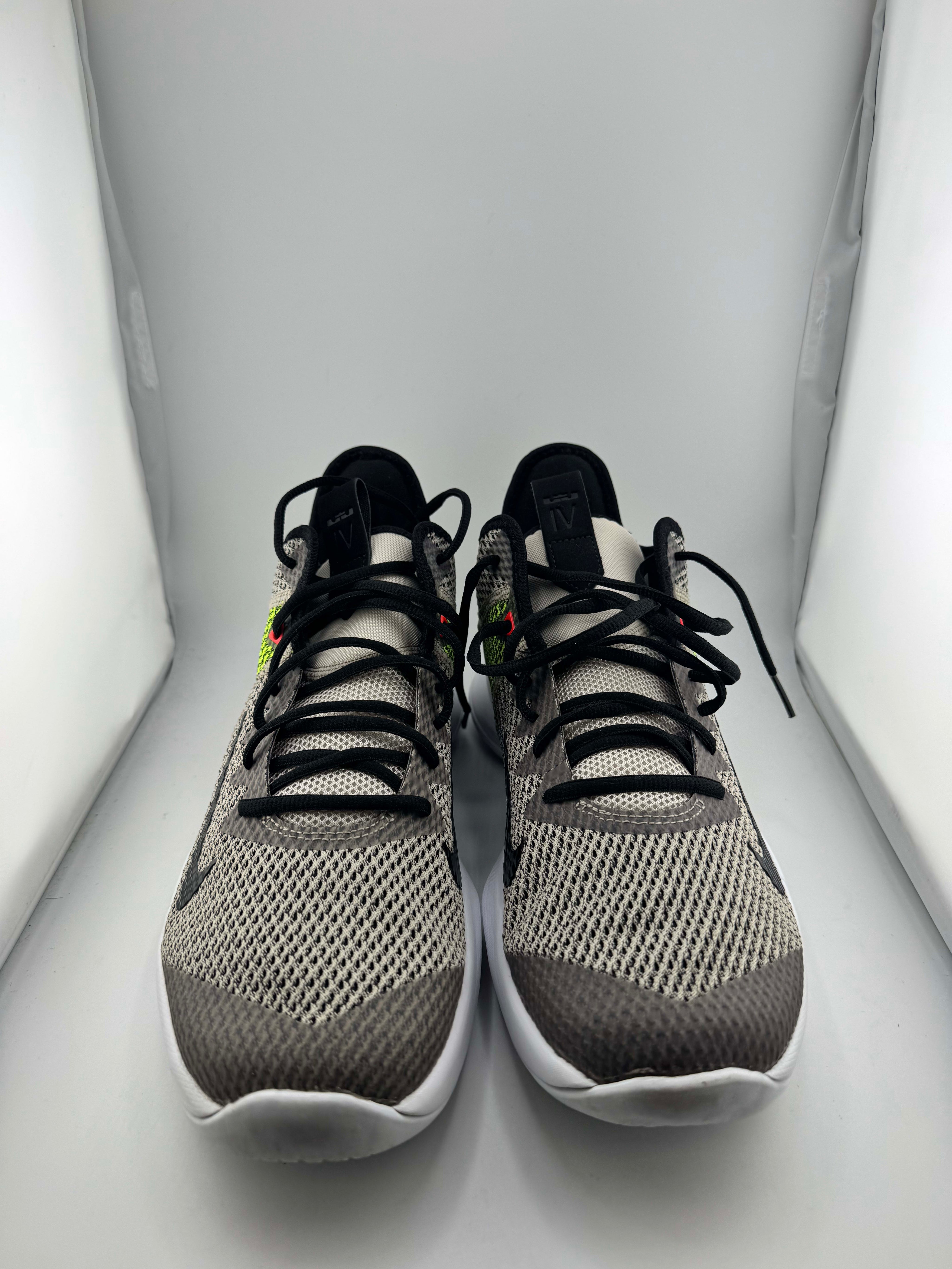 Nike Lebron 4 Witness String